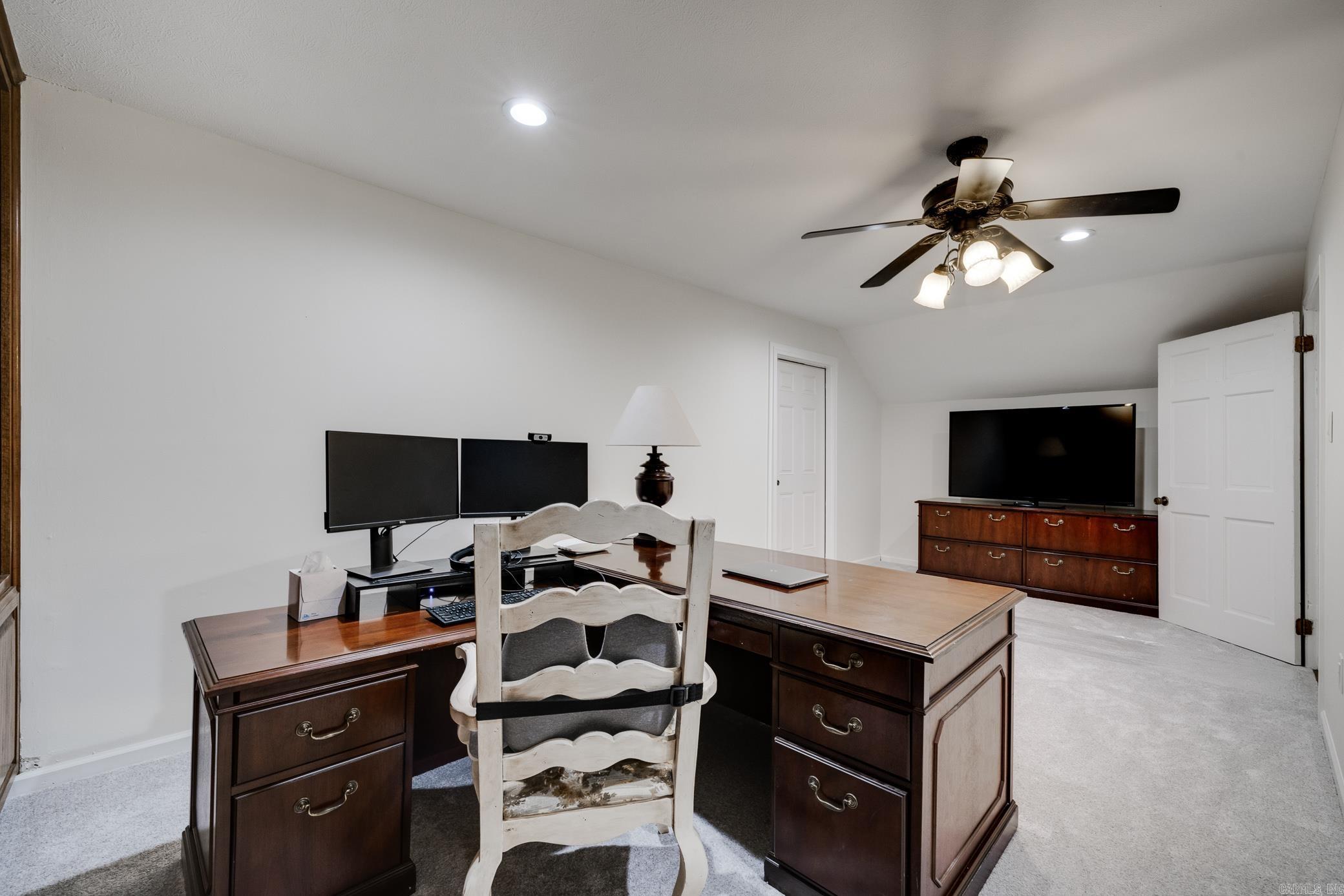 JEFFERSON PLACE - Residential