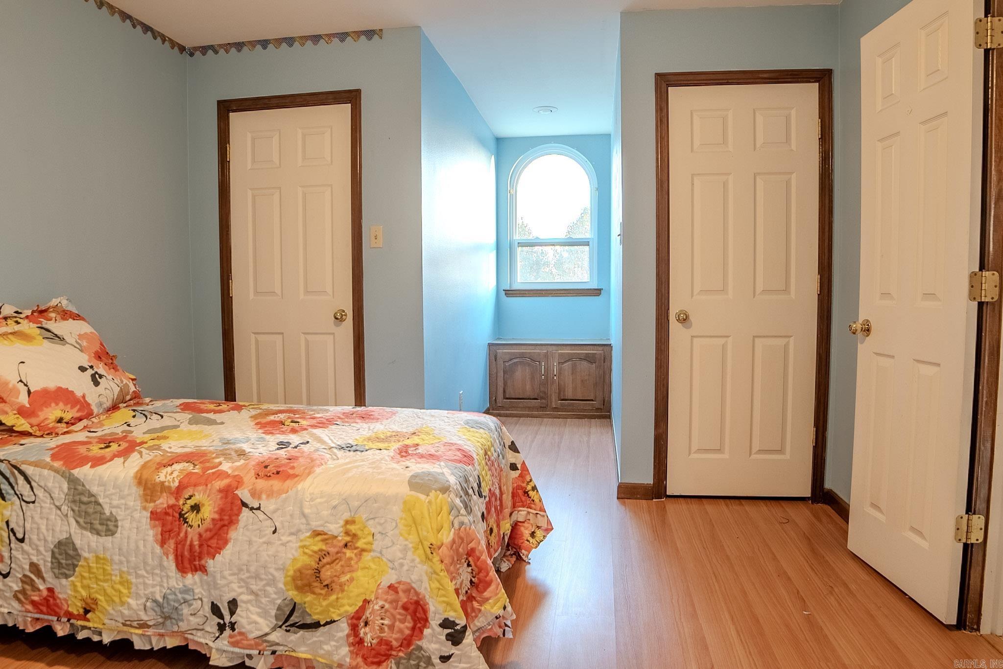 OVERBROOK - Residential