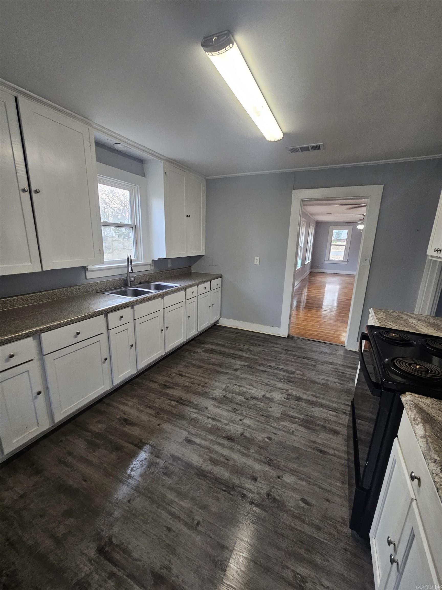 Moline - Residential Lease