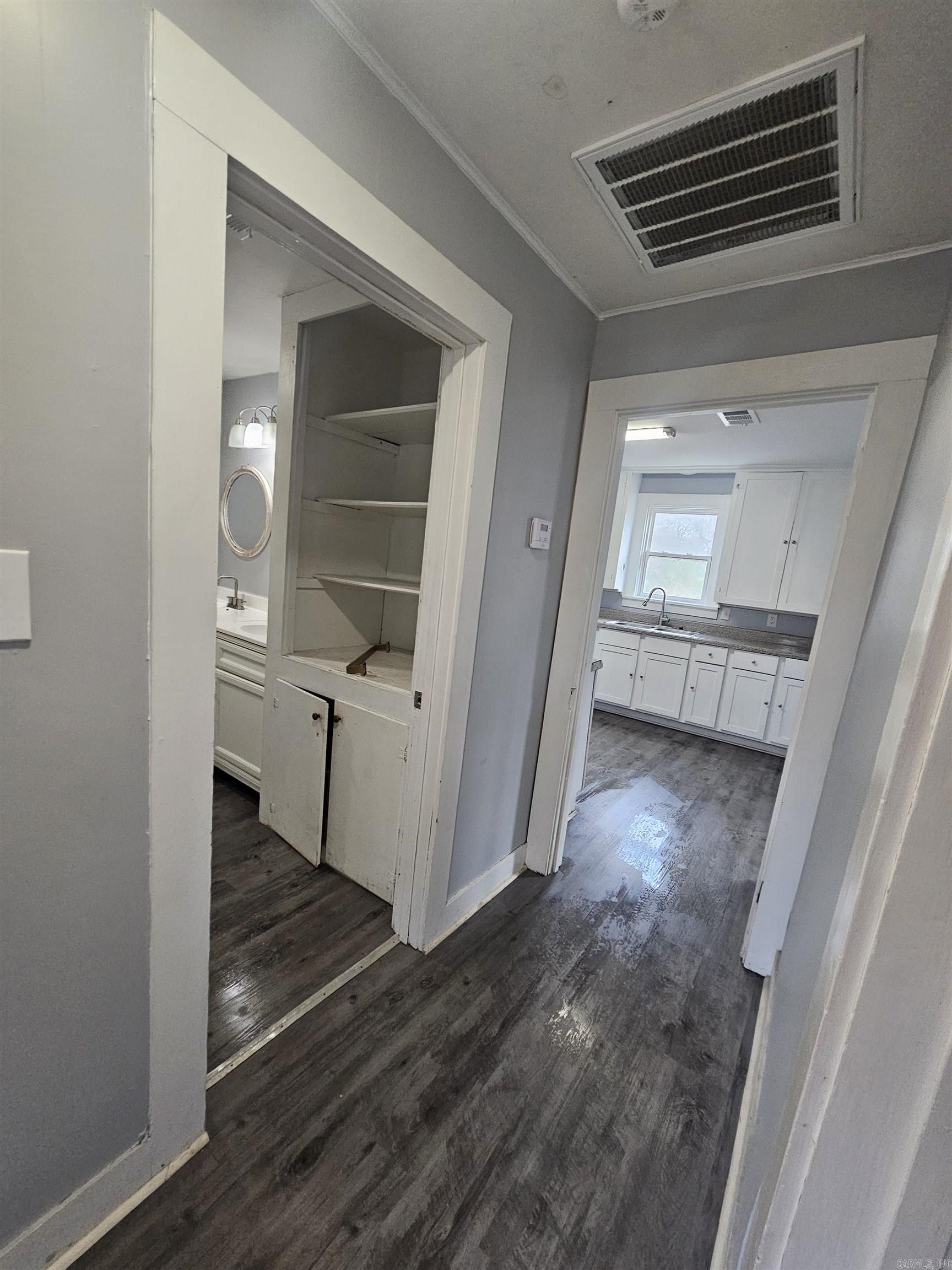 Moline - Residential Lease