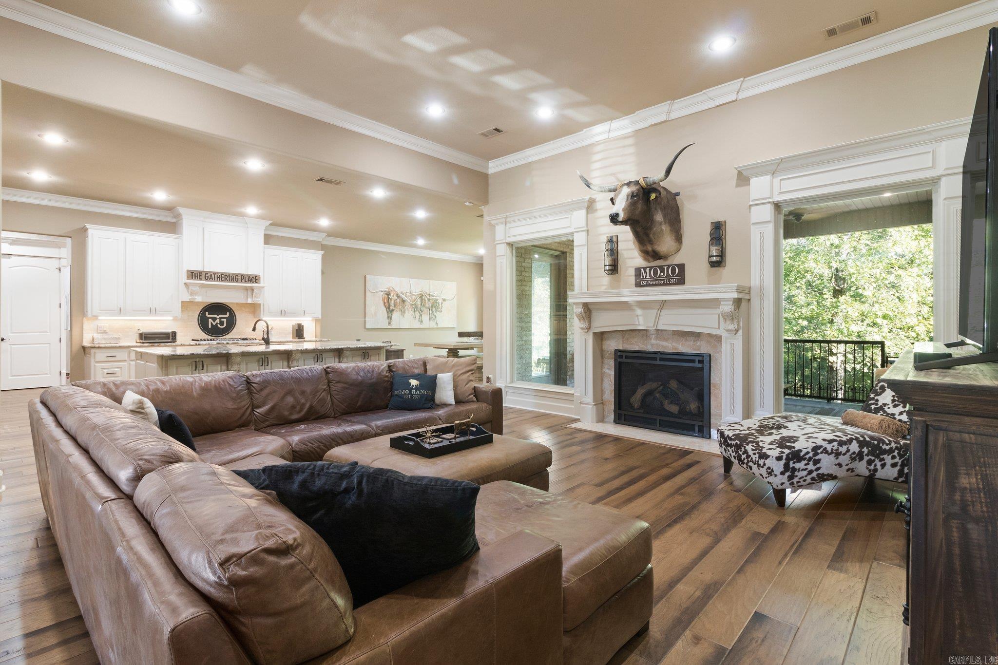 WOODLANDS EDGE - Residential
