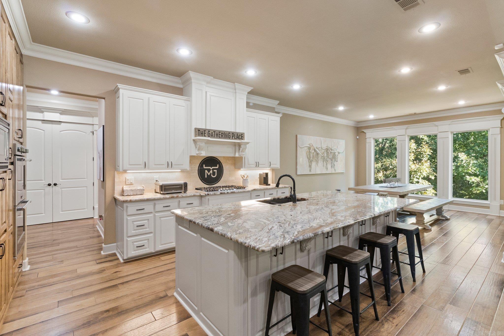 WOODLANDS EDGE - Residential
