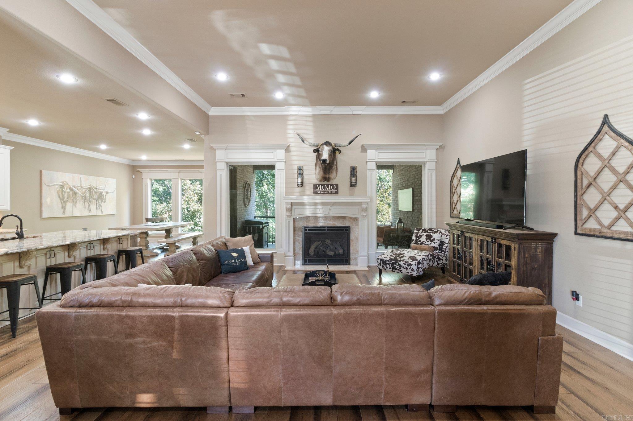 WOODLANDS EDGE - Residential
