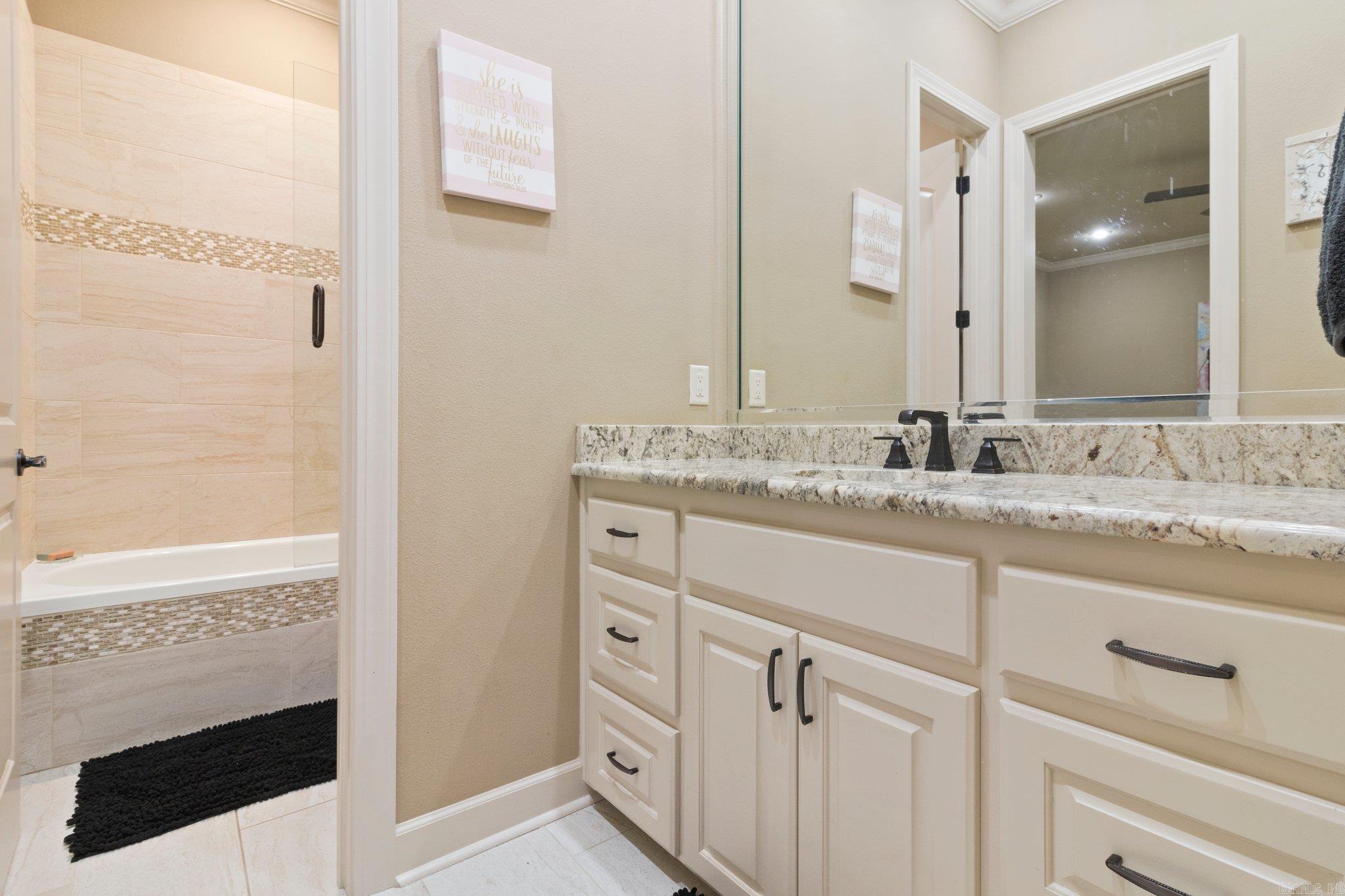 WOODLANDS EDGE - Residential