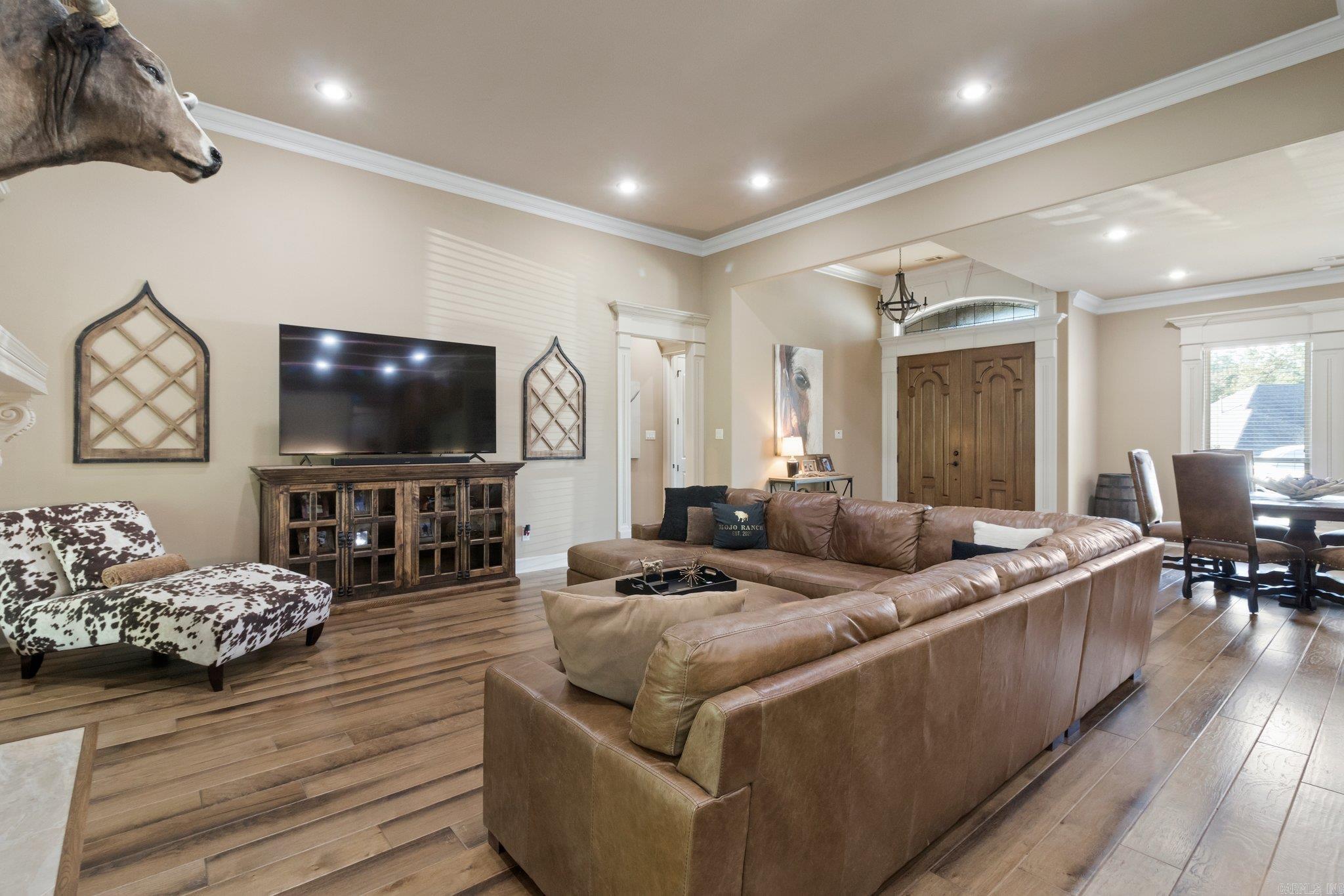 WOODLANDS EDGE - Residential