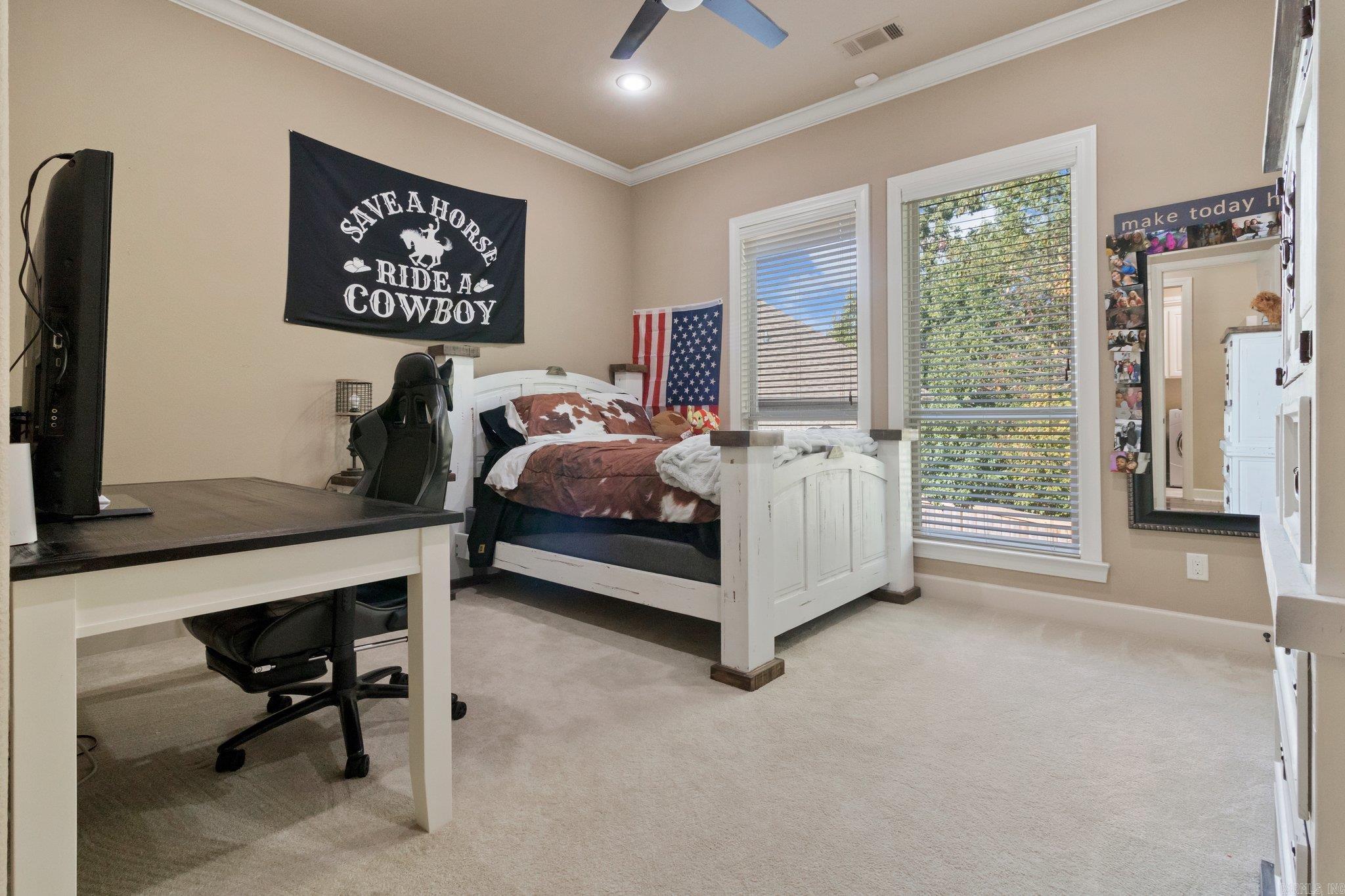 WOODLANDS EDGE - Residential