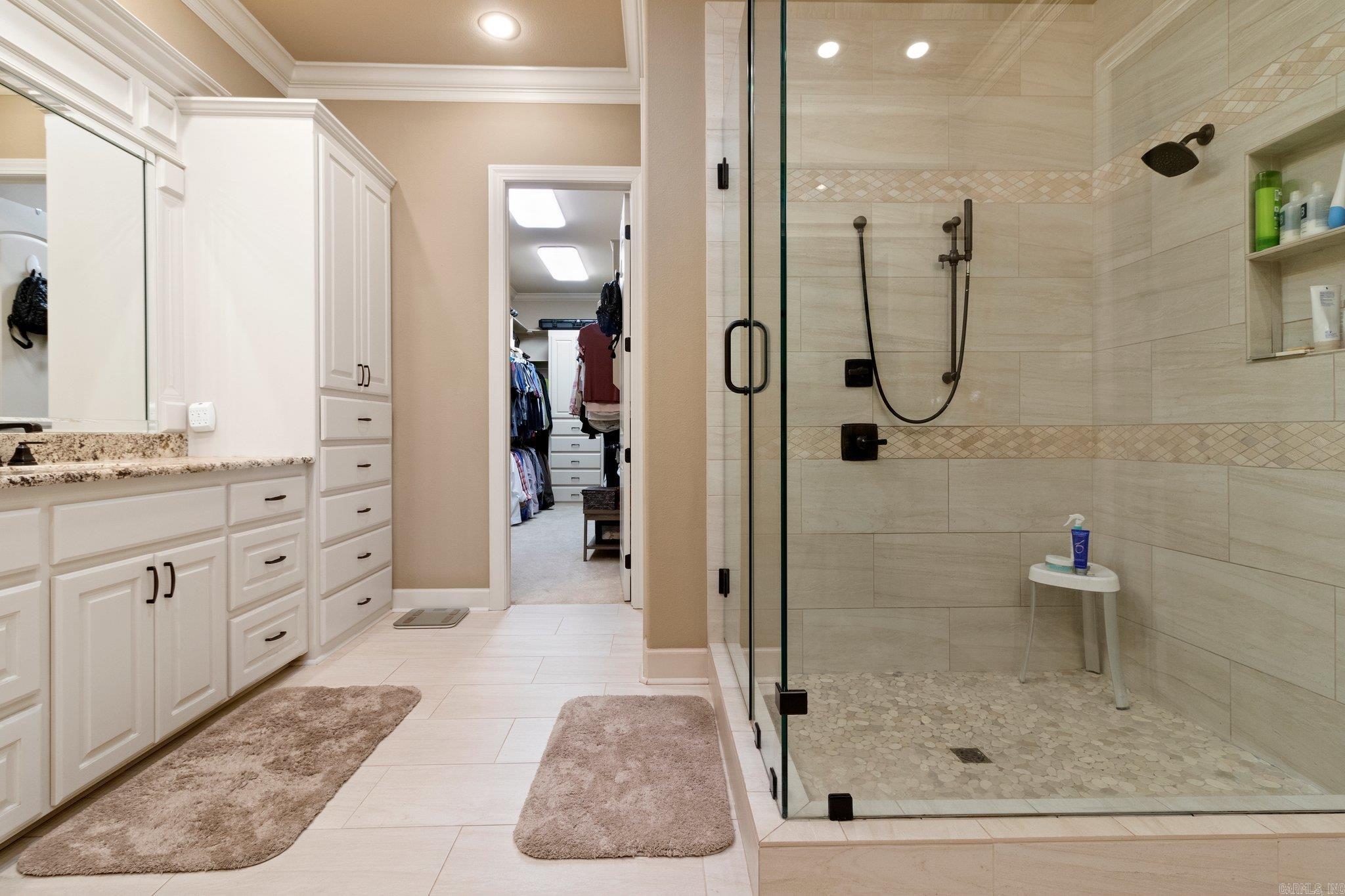 WOODLANDS EDGE - Residential