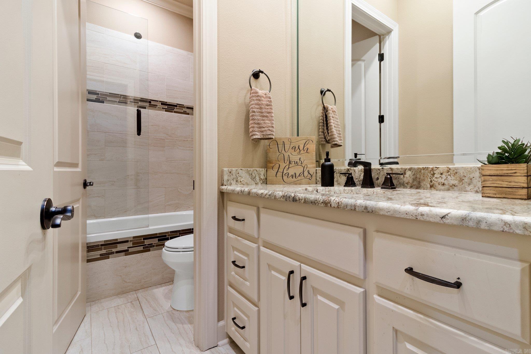 WOODLANDS EDGE - Residential