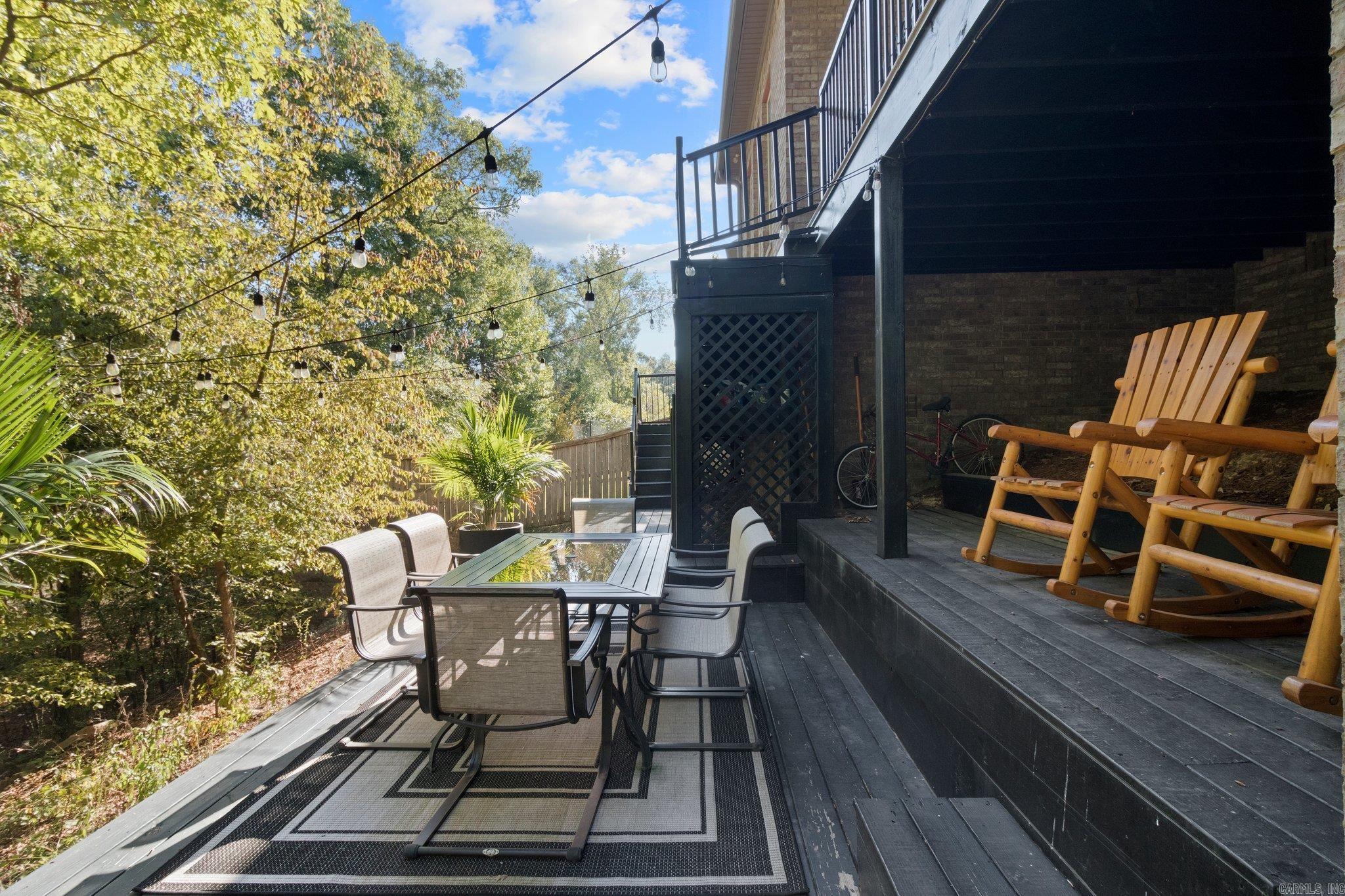 WOODLANDS EDGE - Residential