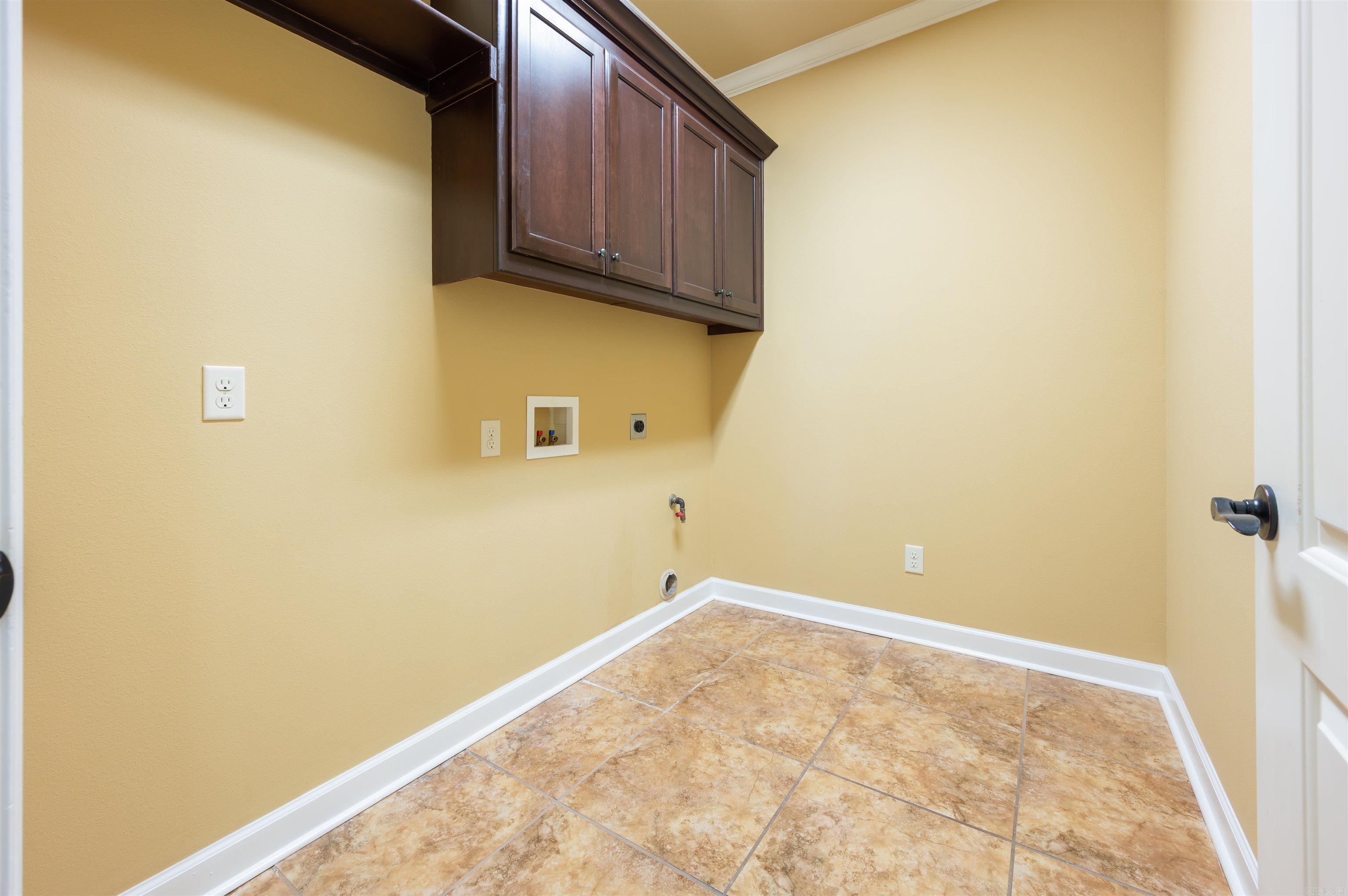 ASHLEY DOWNS - Residential