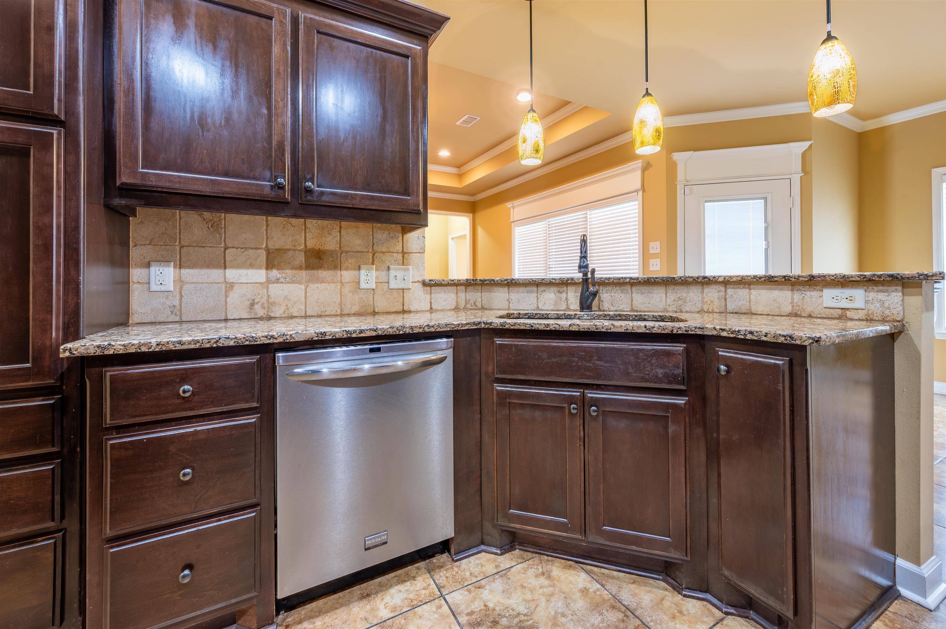 ASHLEY DOWNS - Residential