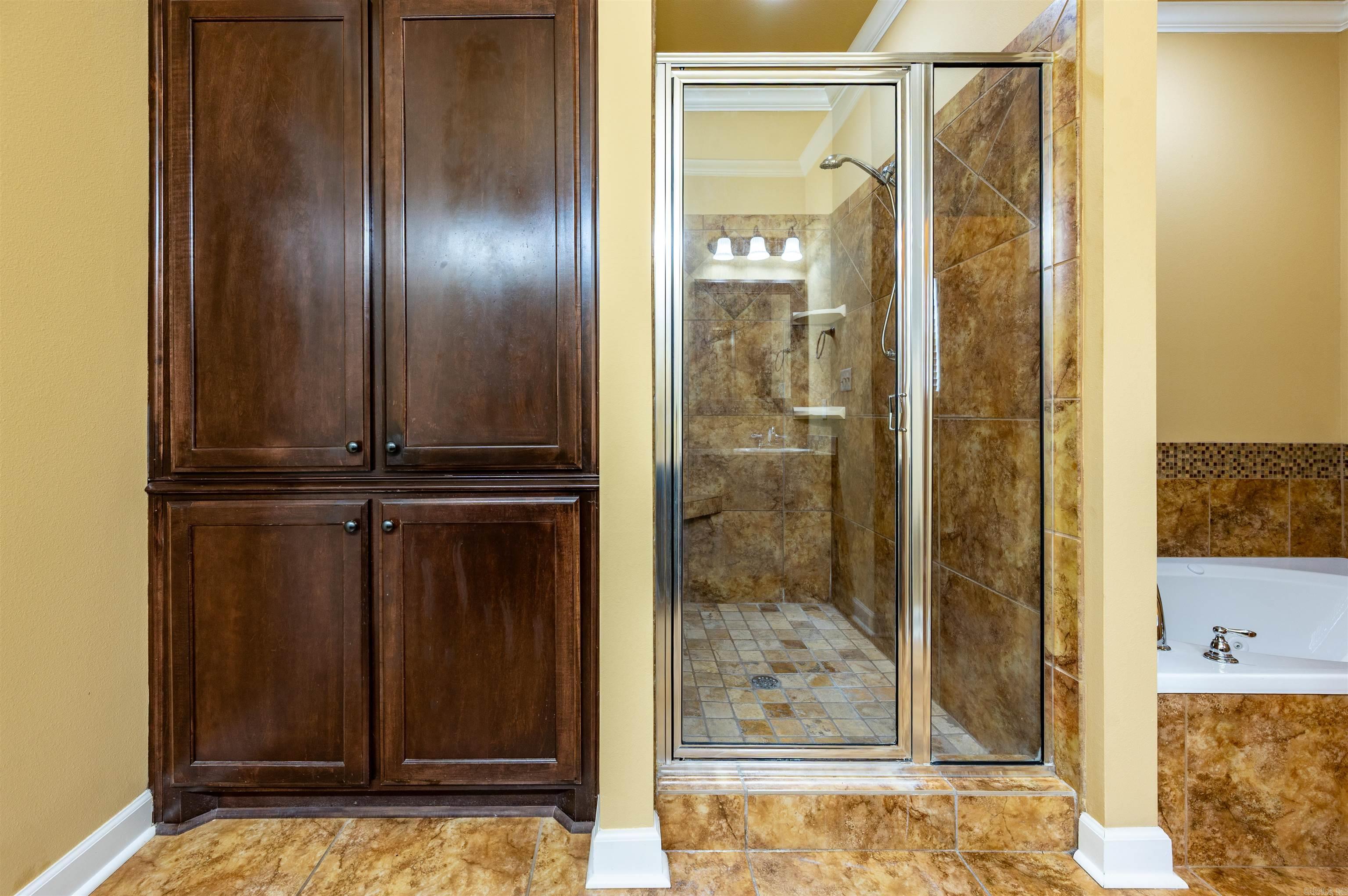 ASHLEY DOWNS - Residential