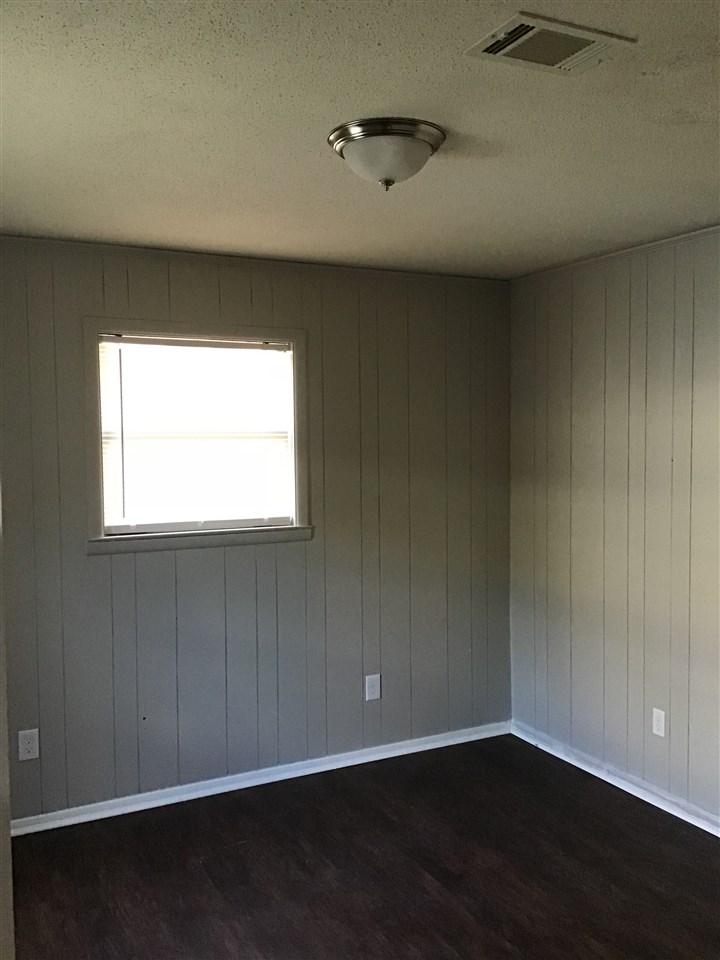 Briarfield - Residential Lease