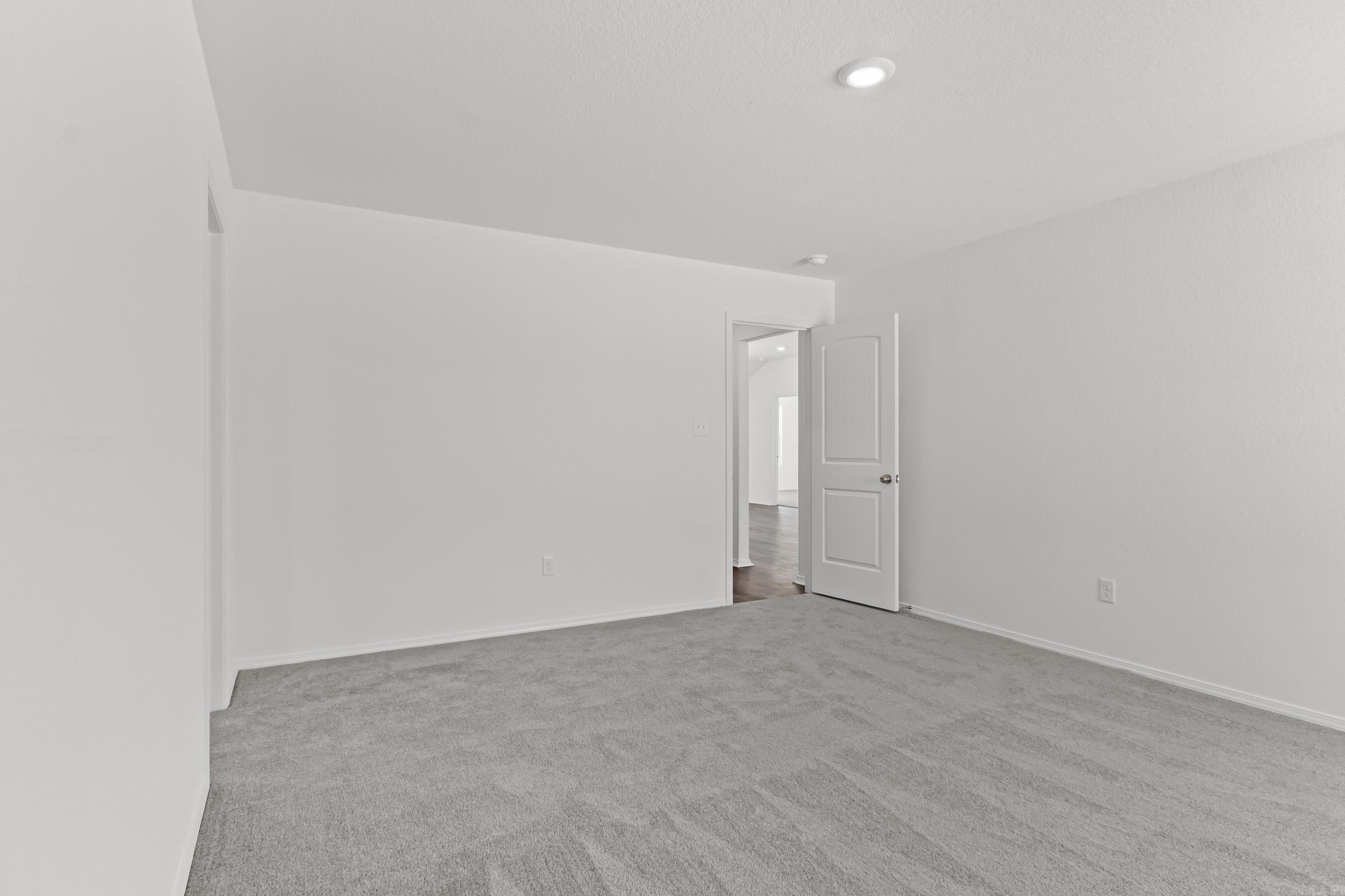 HILL FARM - Residential