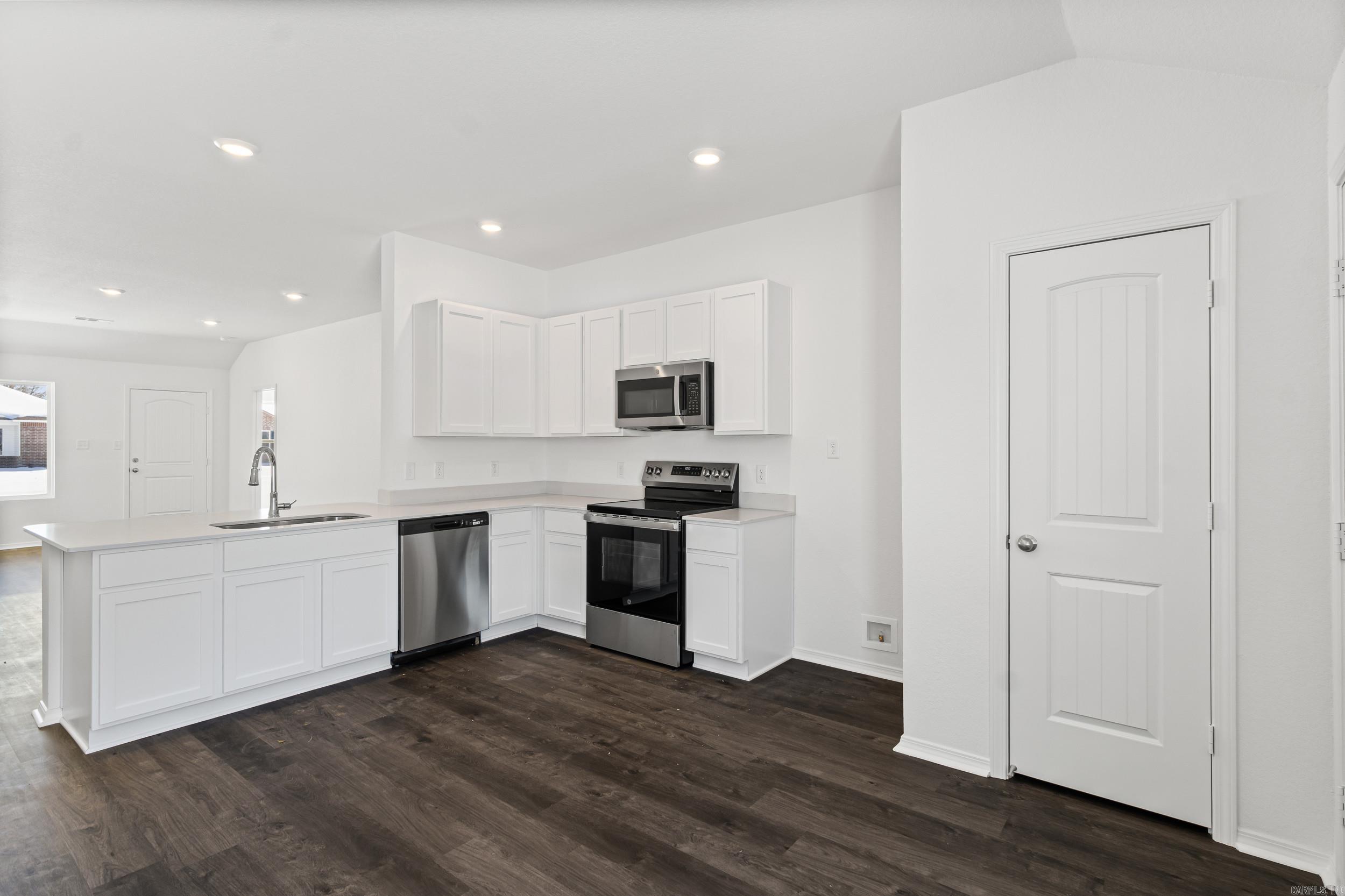 HILL FARM - Residential