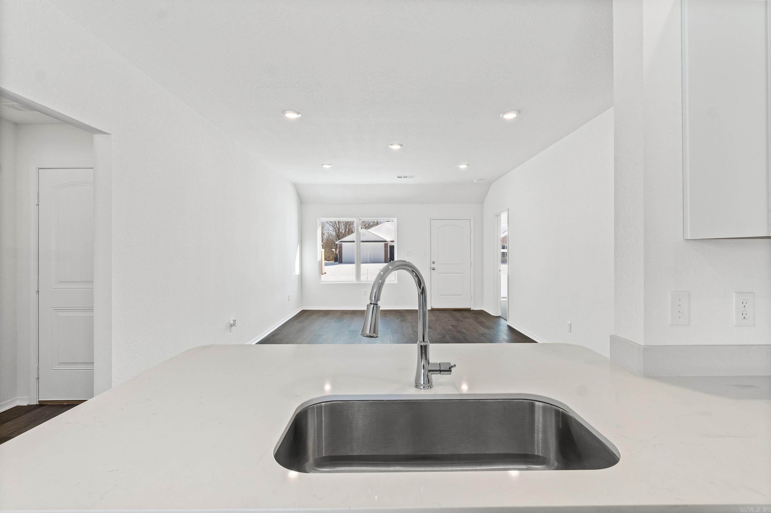 HILL FARM - Residential