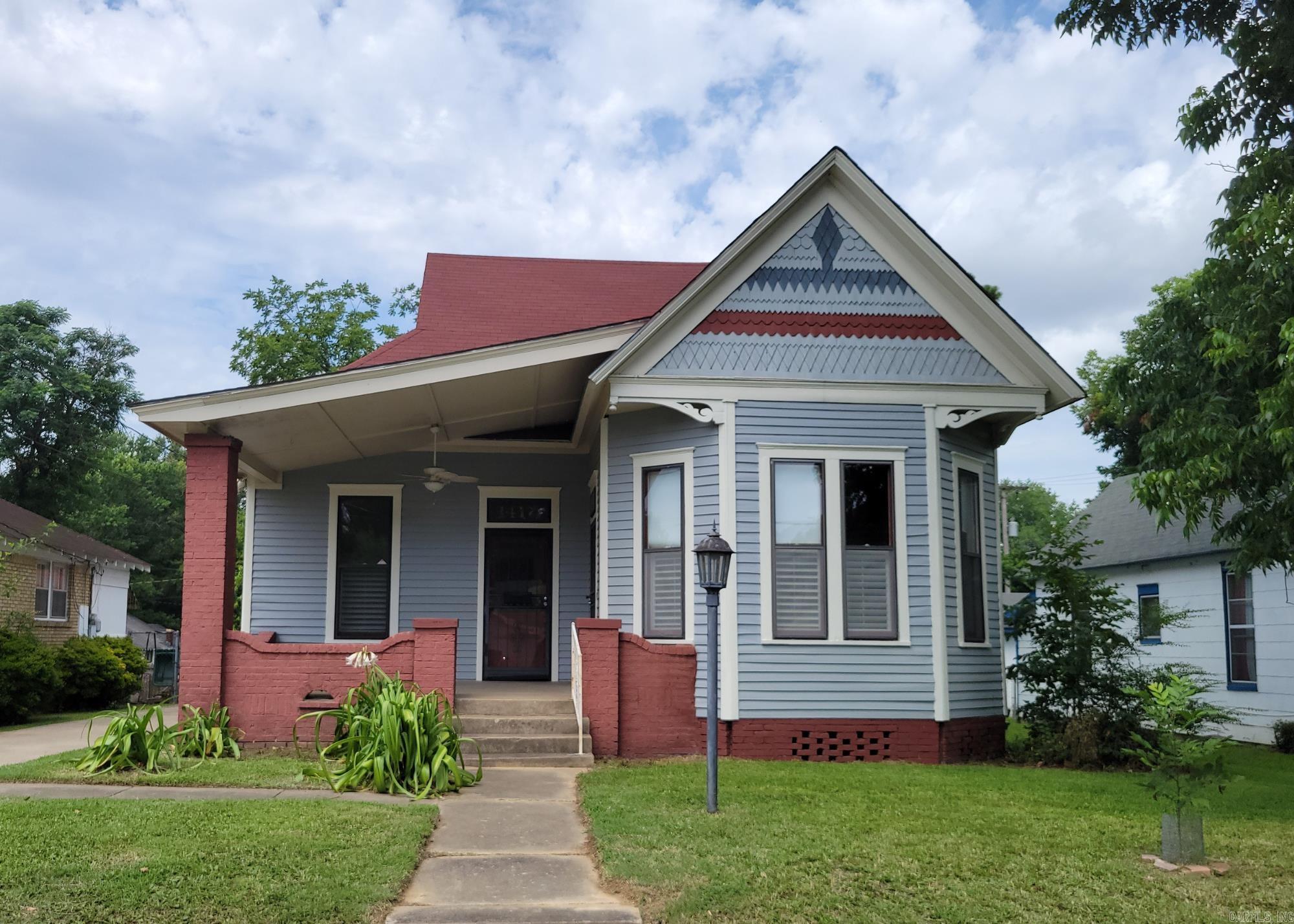 Step into timeless charm with this beautifully updated North Argenta Victorian! Featuring original hardwood floors, soaring 9-foot ceilings, transom windows, and original handcrafted details throughout, this 2 bed, 1 bath gem blends vintage elegance with modern upgrades. Bonus room at the back! Enjoy peace of mind with a 2024 remodel that includes extensive foundation work, a permitted plumbing replacement, updated kitchen and bath, fresh paint, refurbished deck, and more —all just steps from Main Street.
