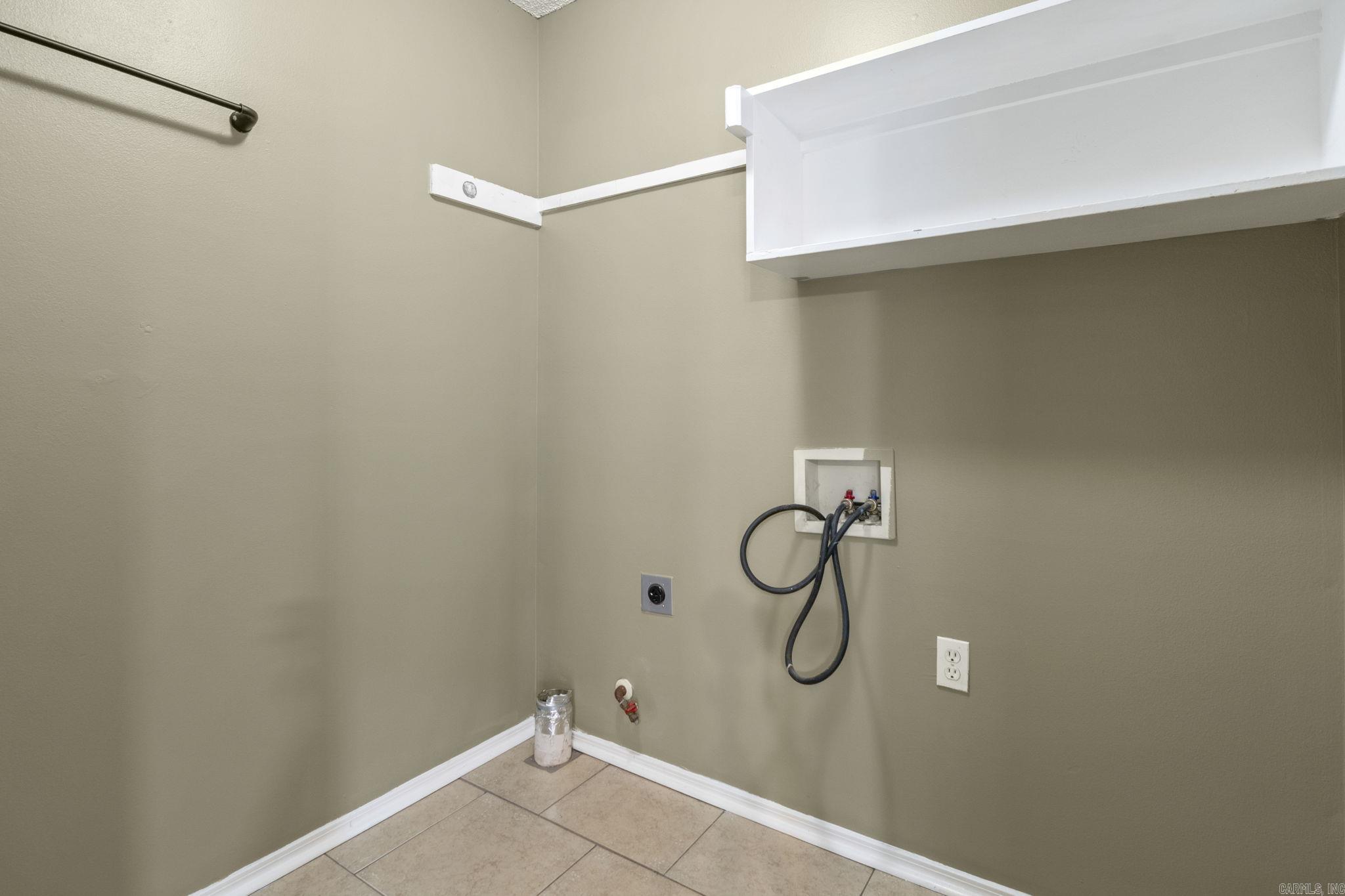 CHERRY CREEK - Residential