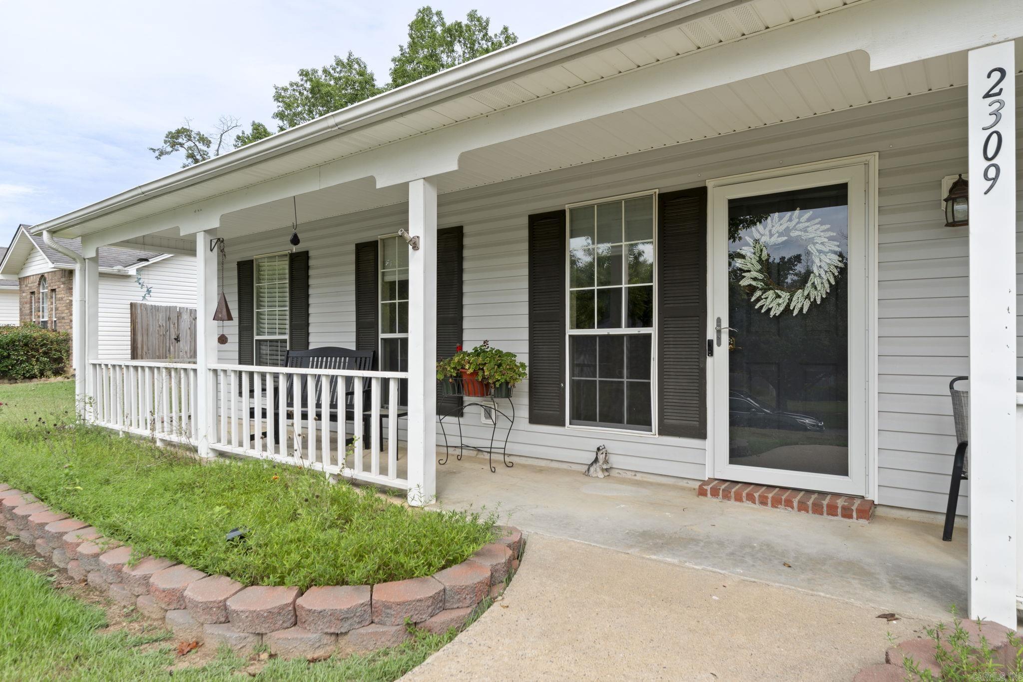 CHERRY CREEK - Residential