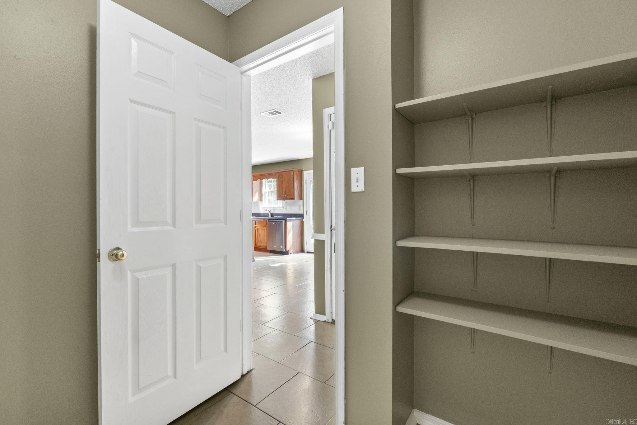 CHERRY CREEK - Residential