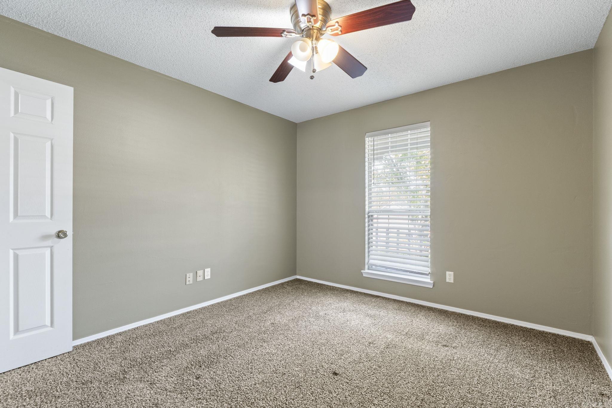 CHERRY CREEK - Residential