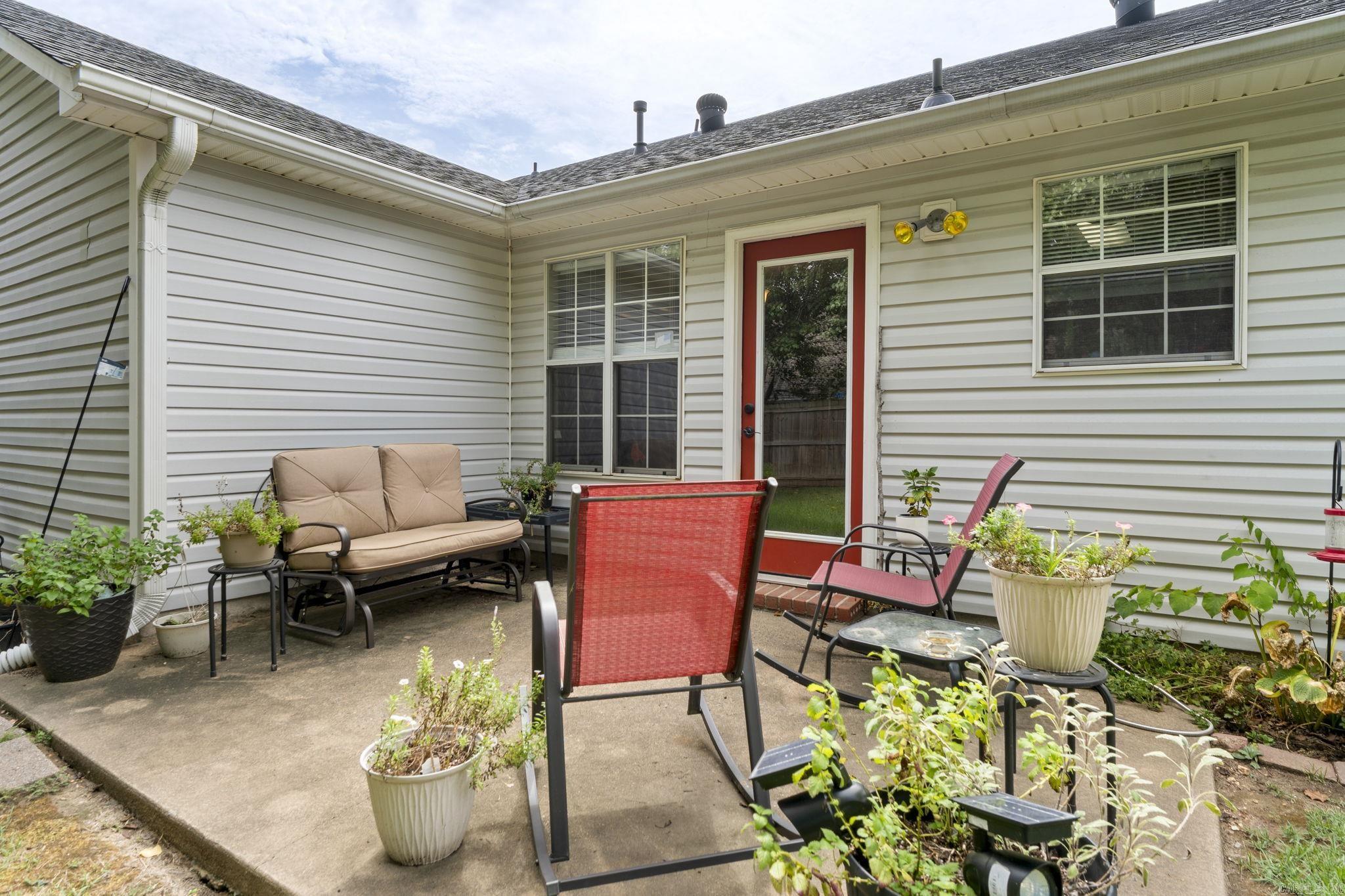 CHERRY CREEK - Residential