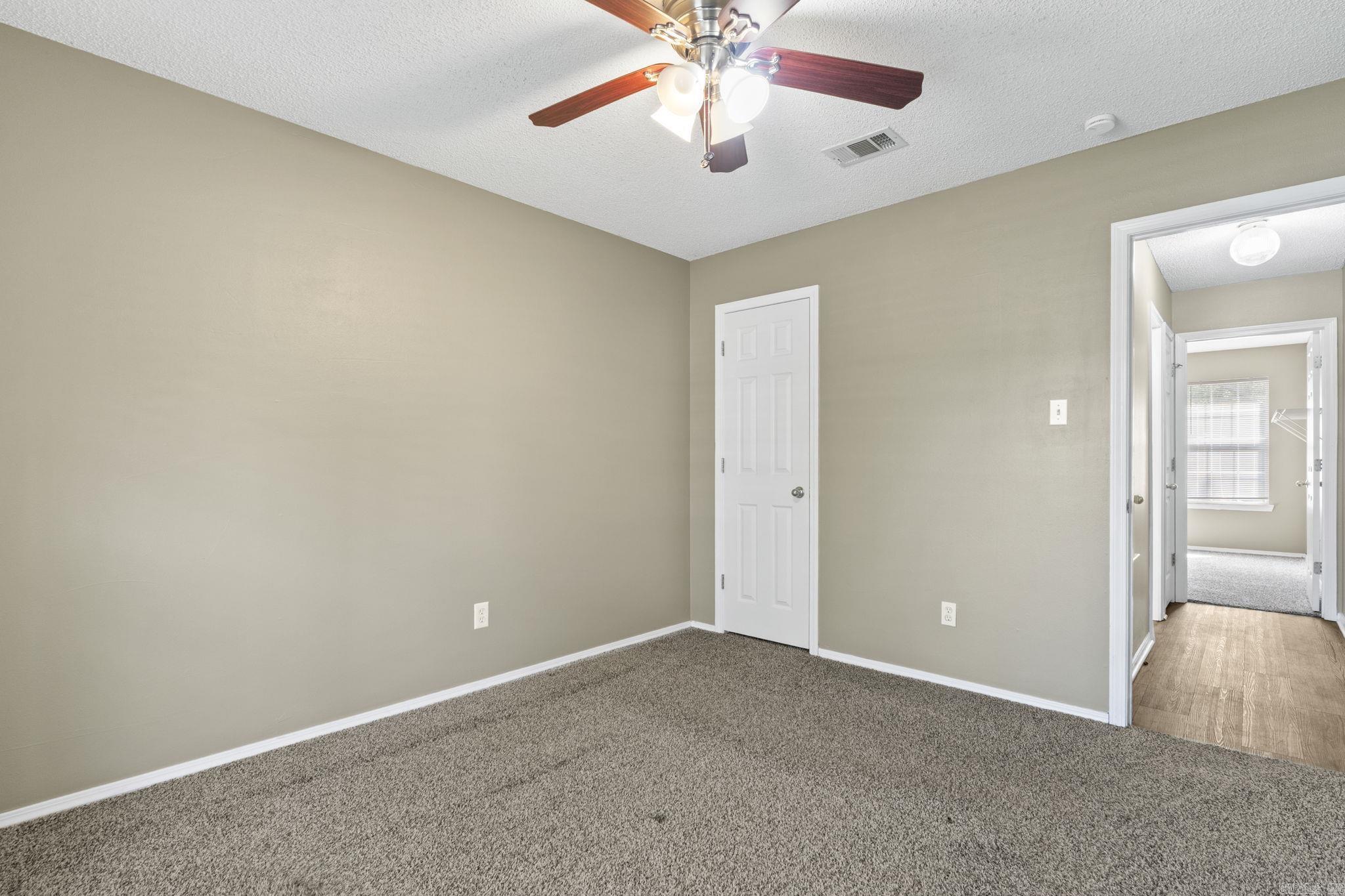 CHERRY CREEK - Residential