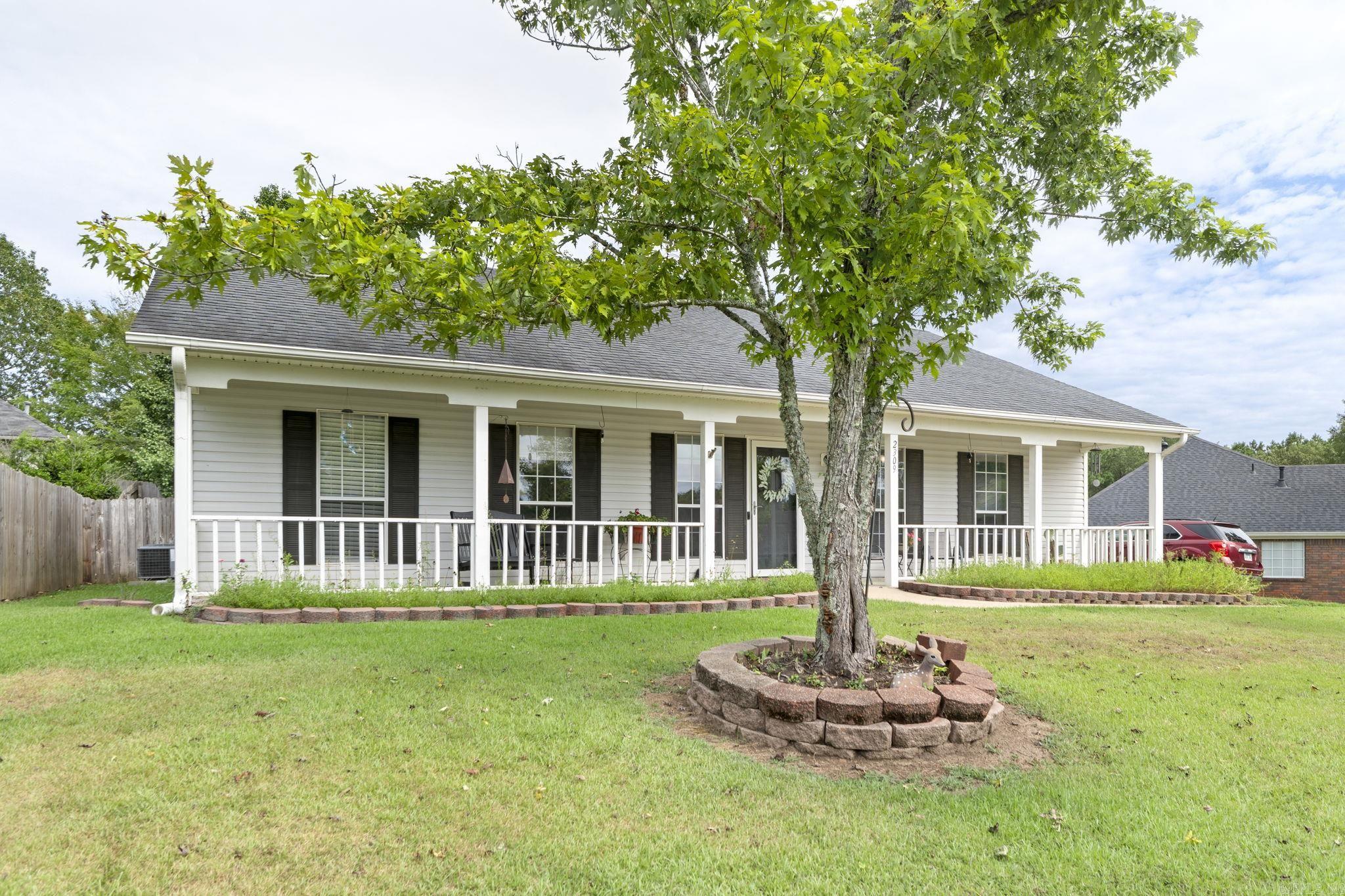 CHERRY CREEK - Residential