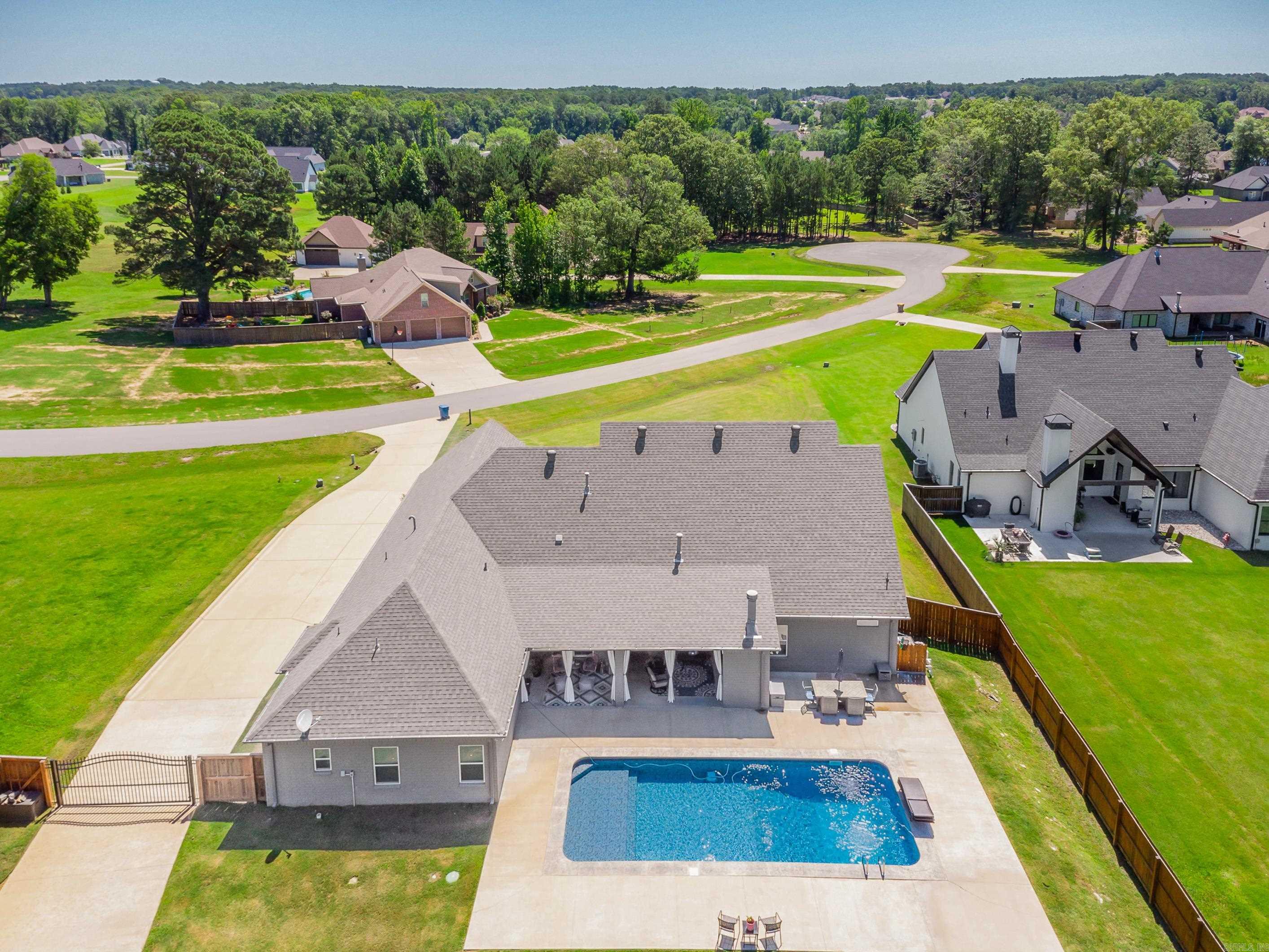 THE VINEYARD - Residential