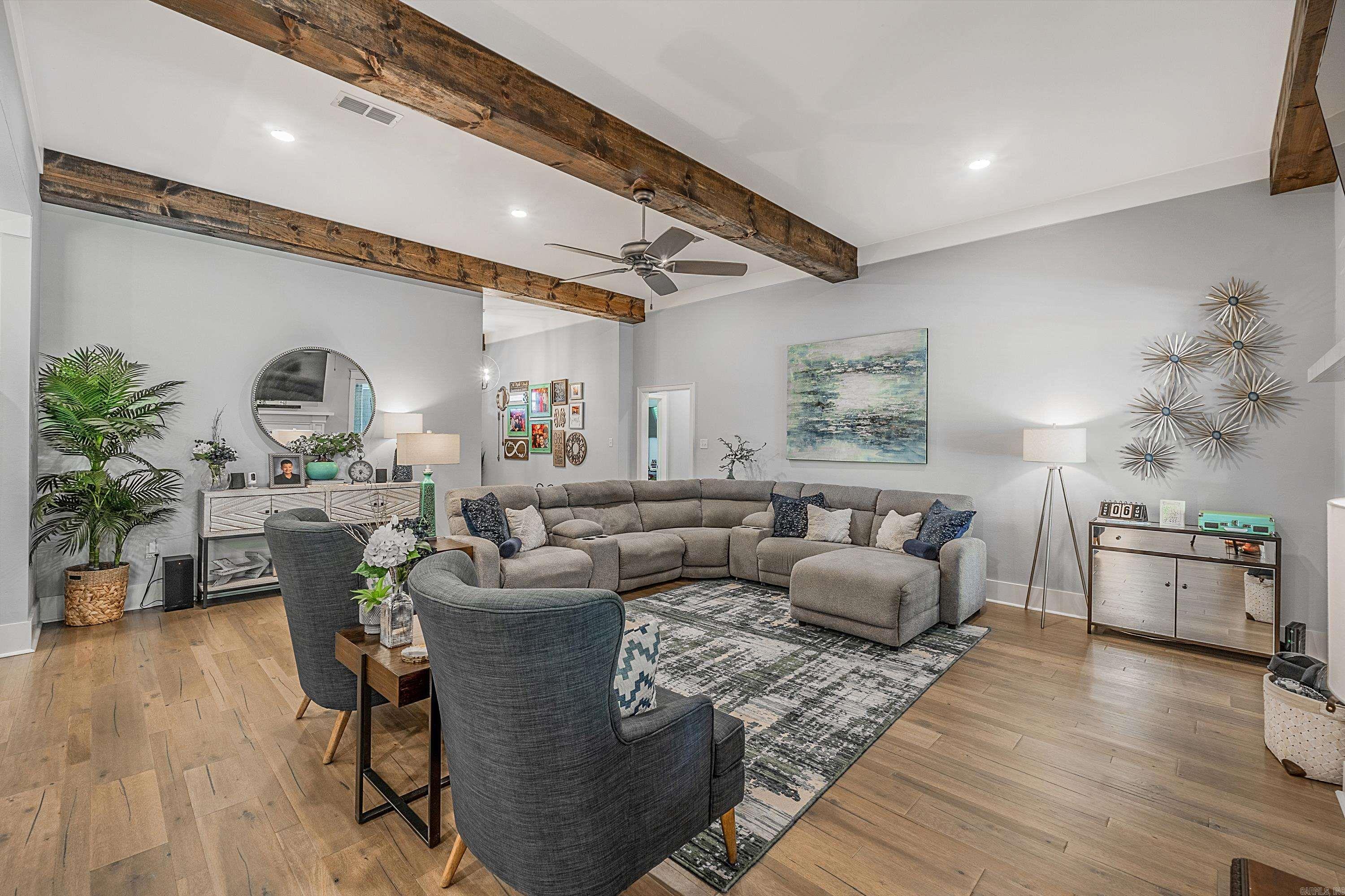THE VINEYARD - Residential