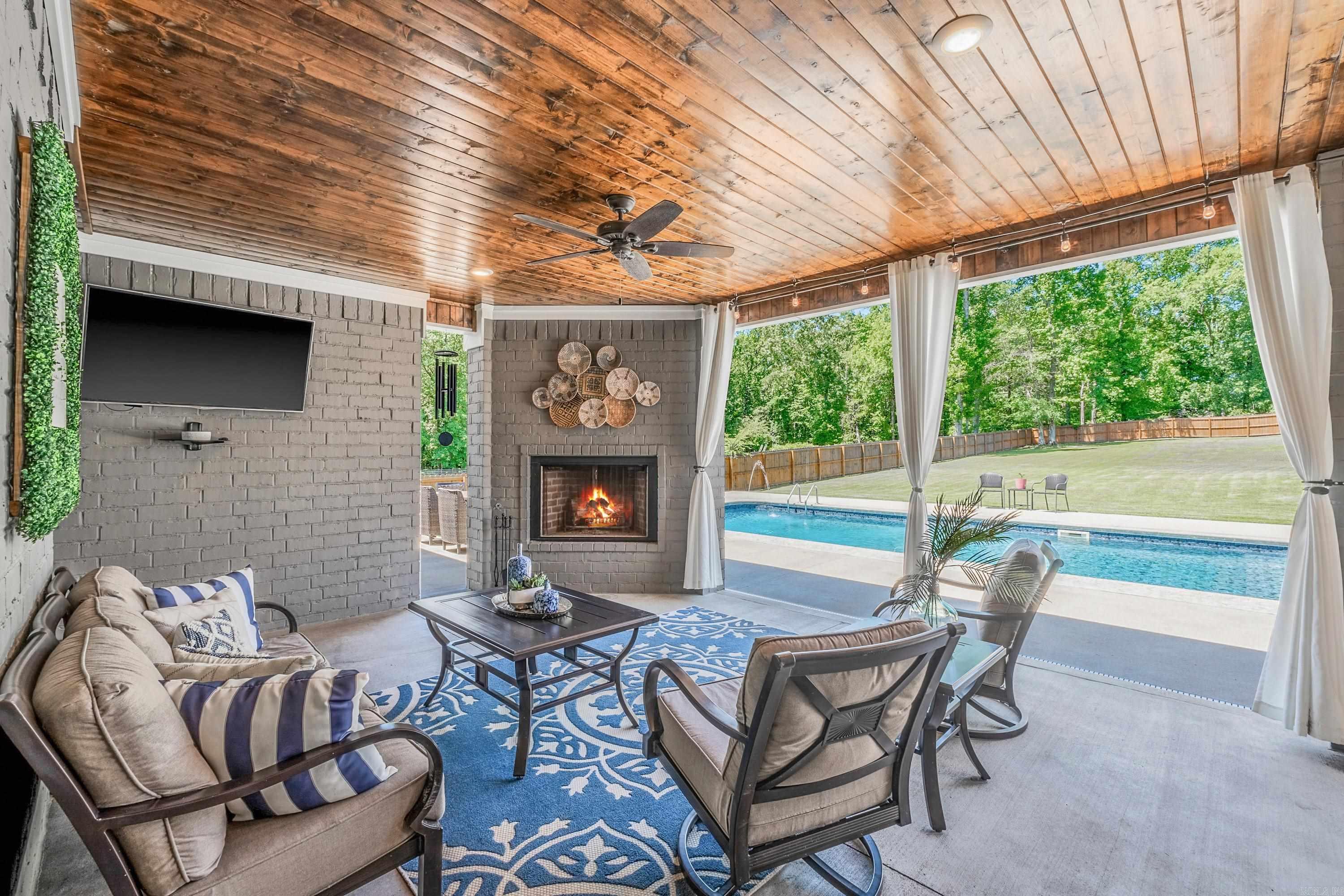 THE VINEYARD - Residential
