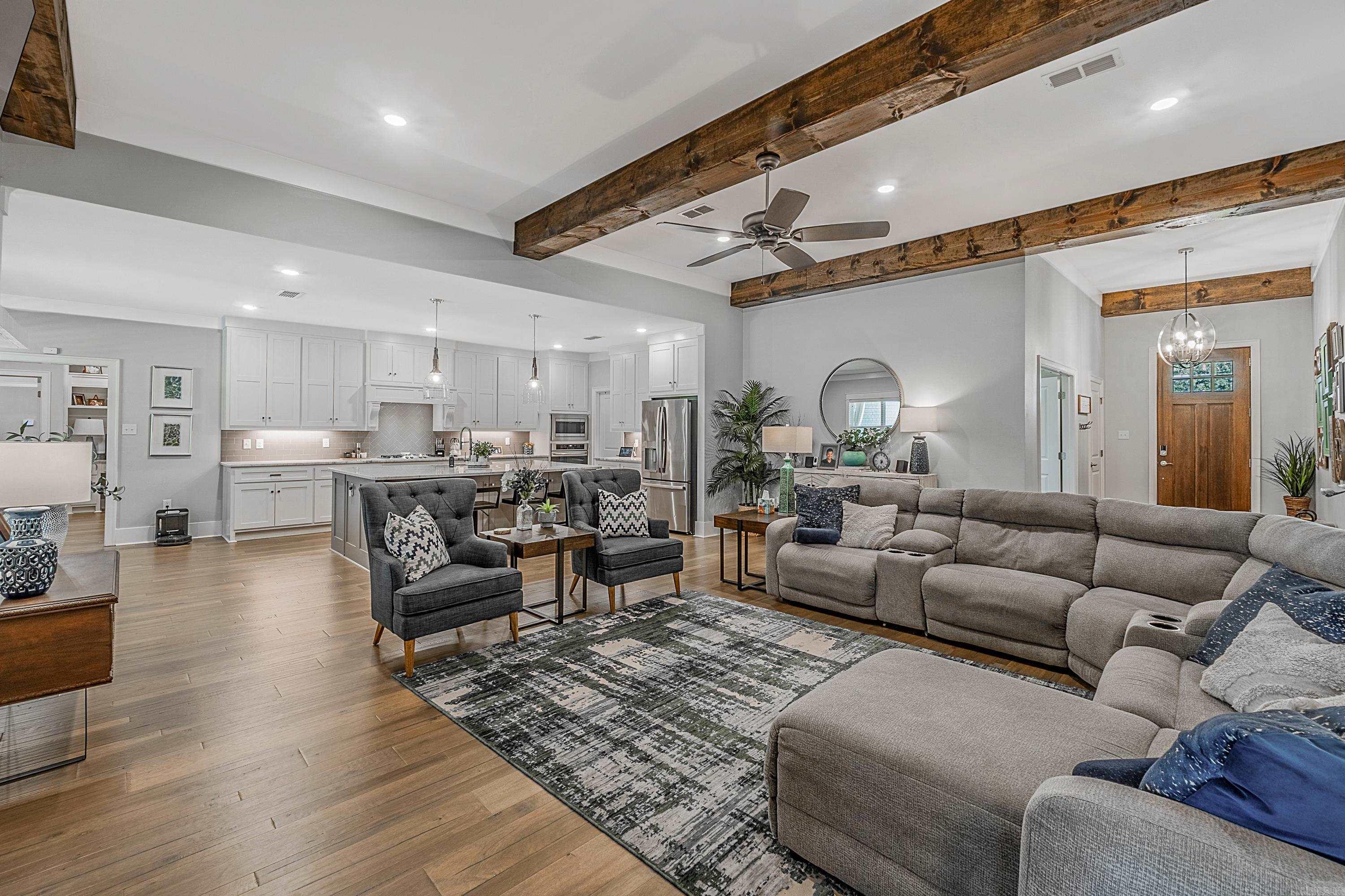 THE VINEYARD - Residential
