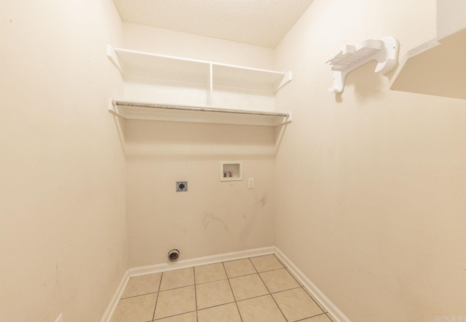 MEADOWLAKE - Residential