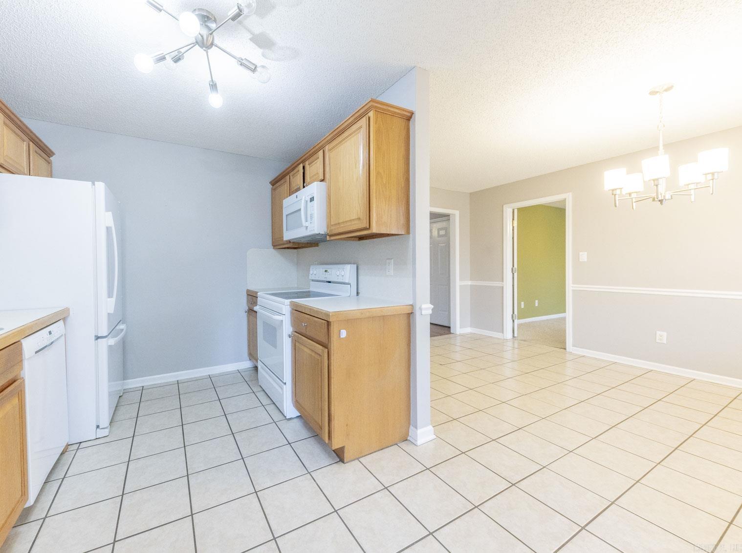 MEADOWLAKE - Residential