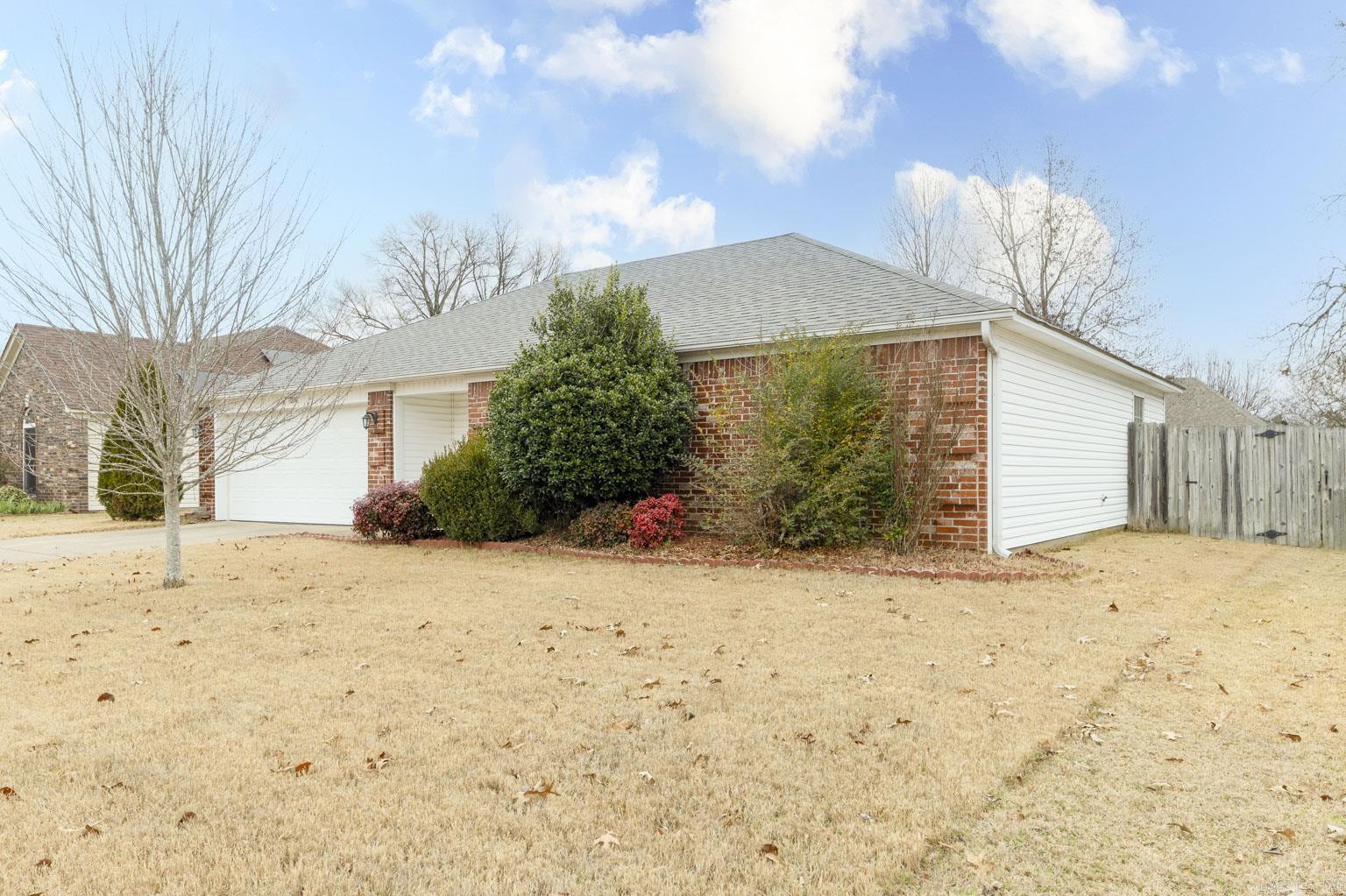 MEADOWLAKE - Residential