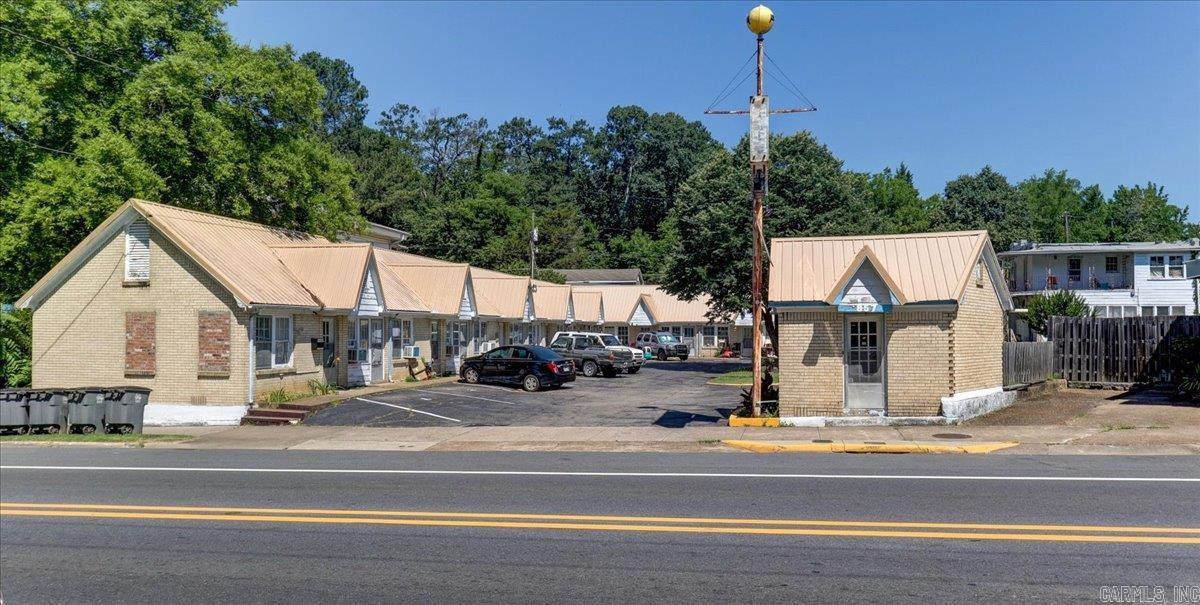 HSR BLK - Commercial Sale