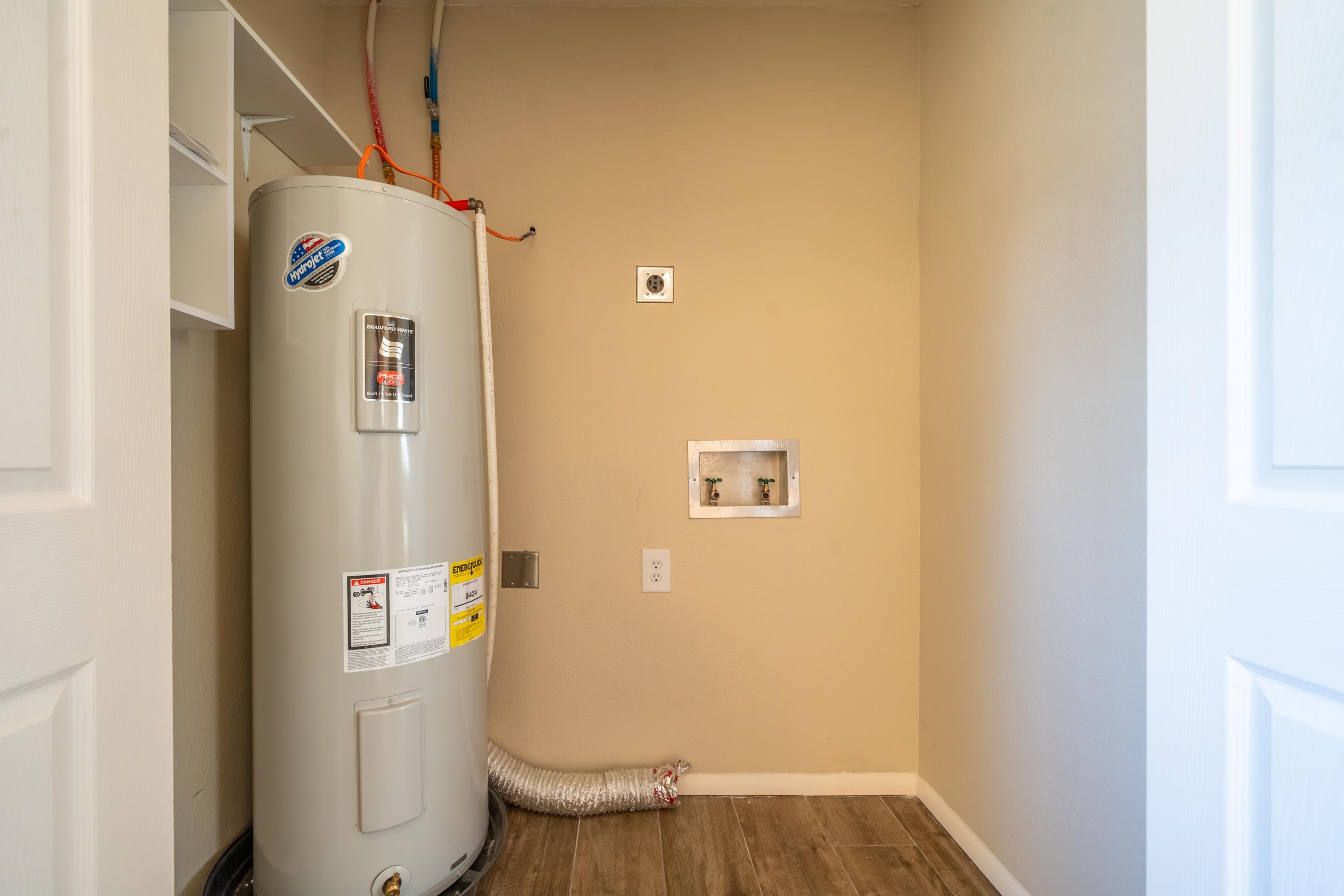 Westport Bay Town House - Residential