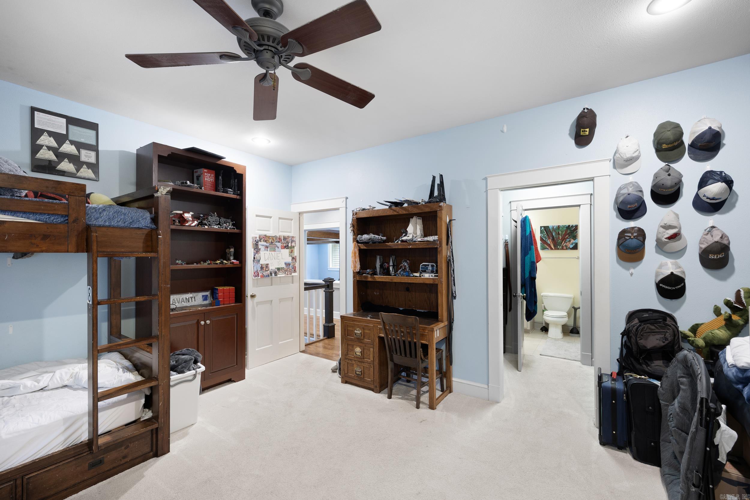 RIVER OAKS - Residential