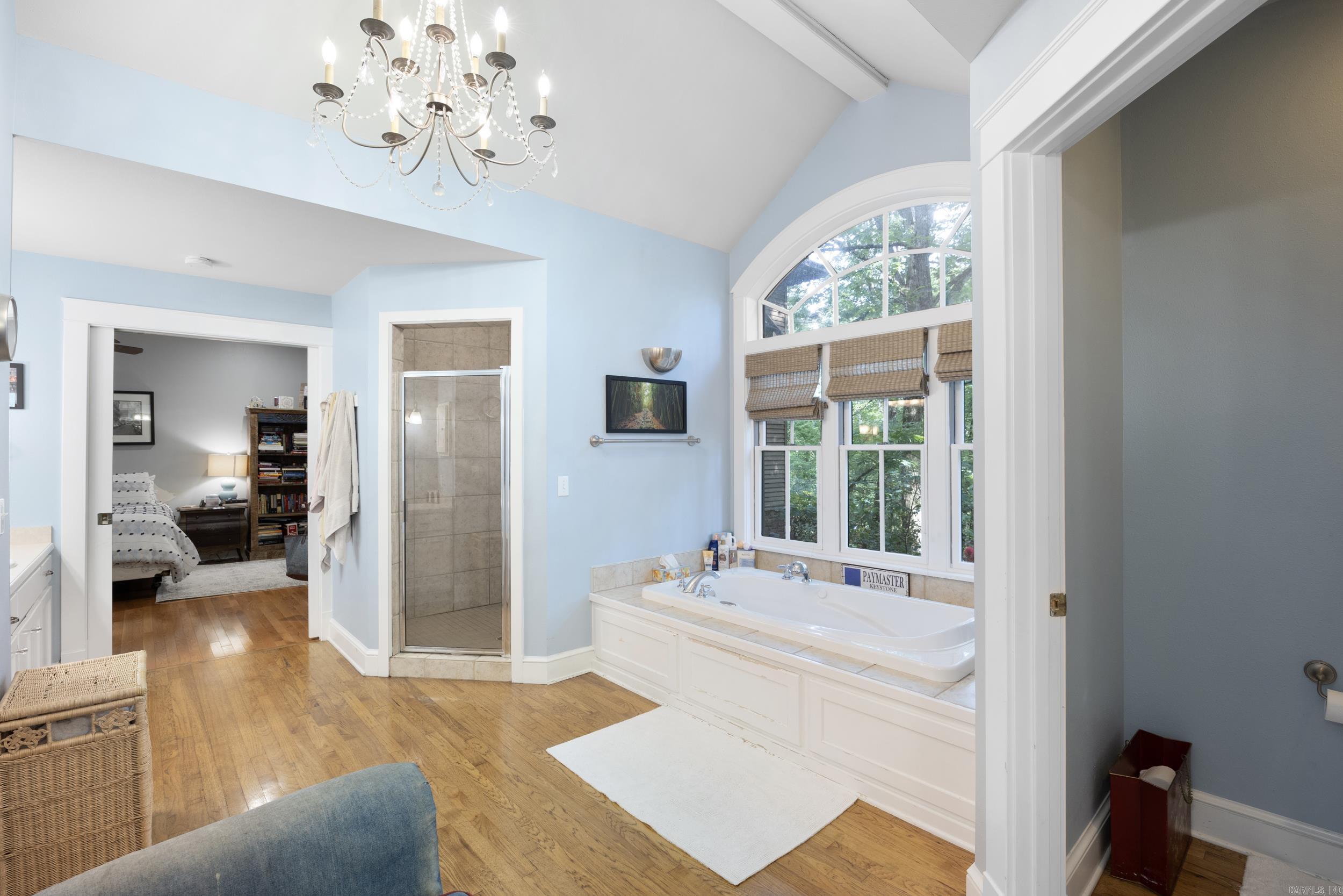 RIVER OAKS - Residential