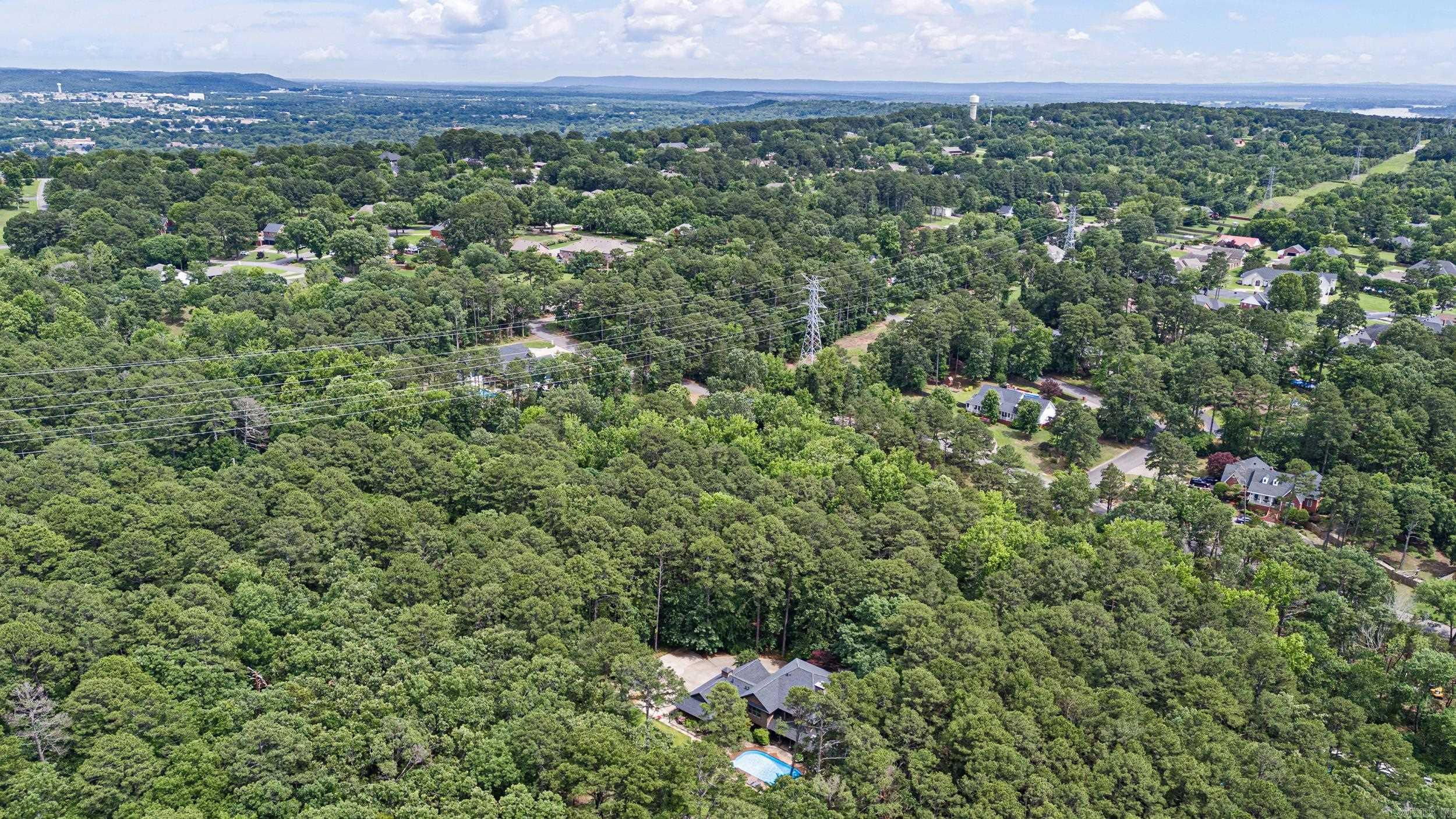 RIVER OAKS - Residential