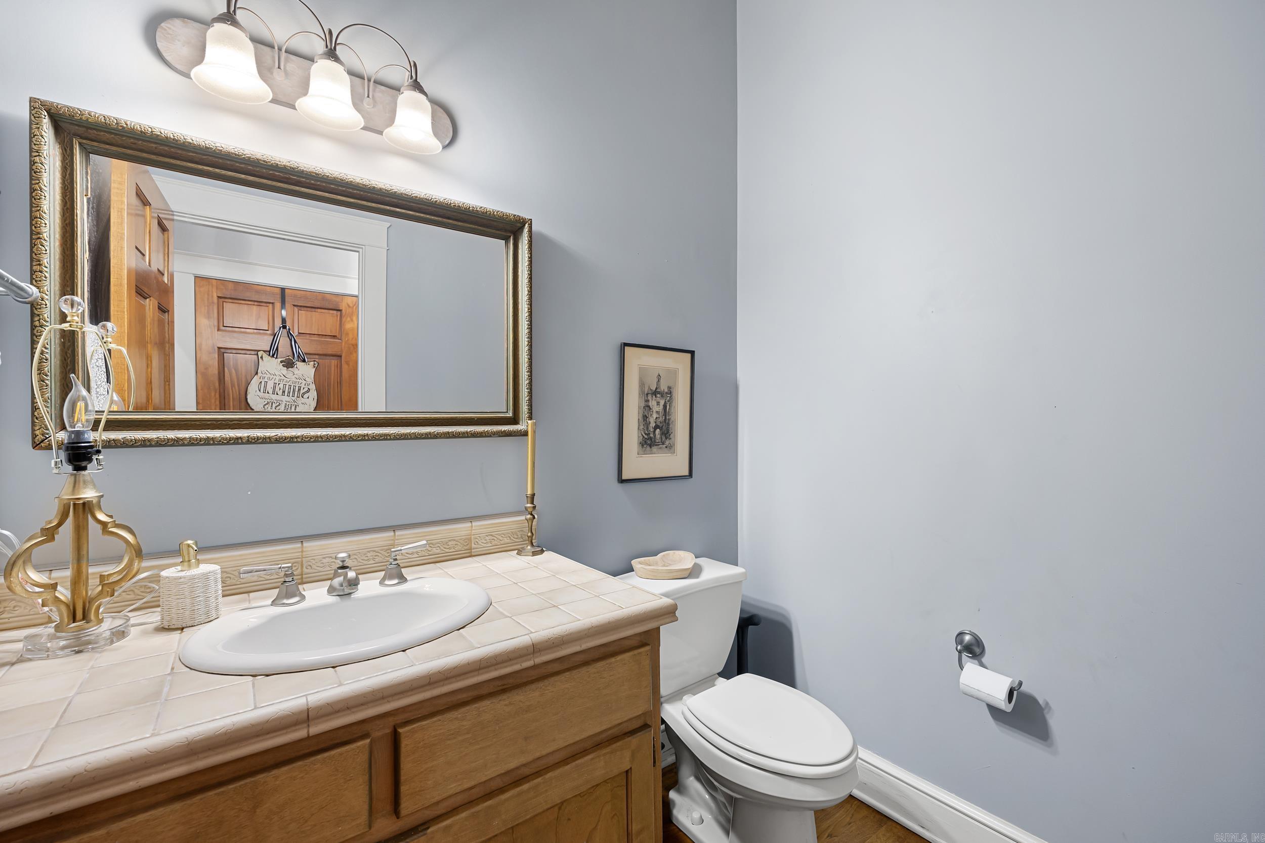 RIVER OAKS - Residential