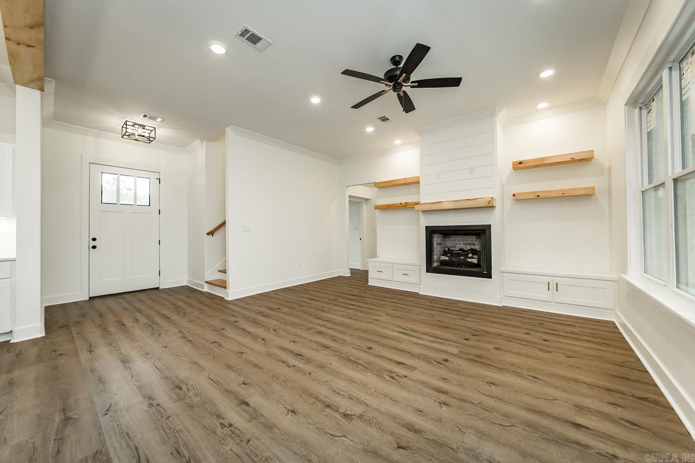 GREYSTONE - Residential