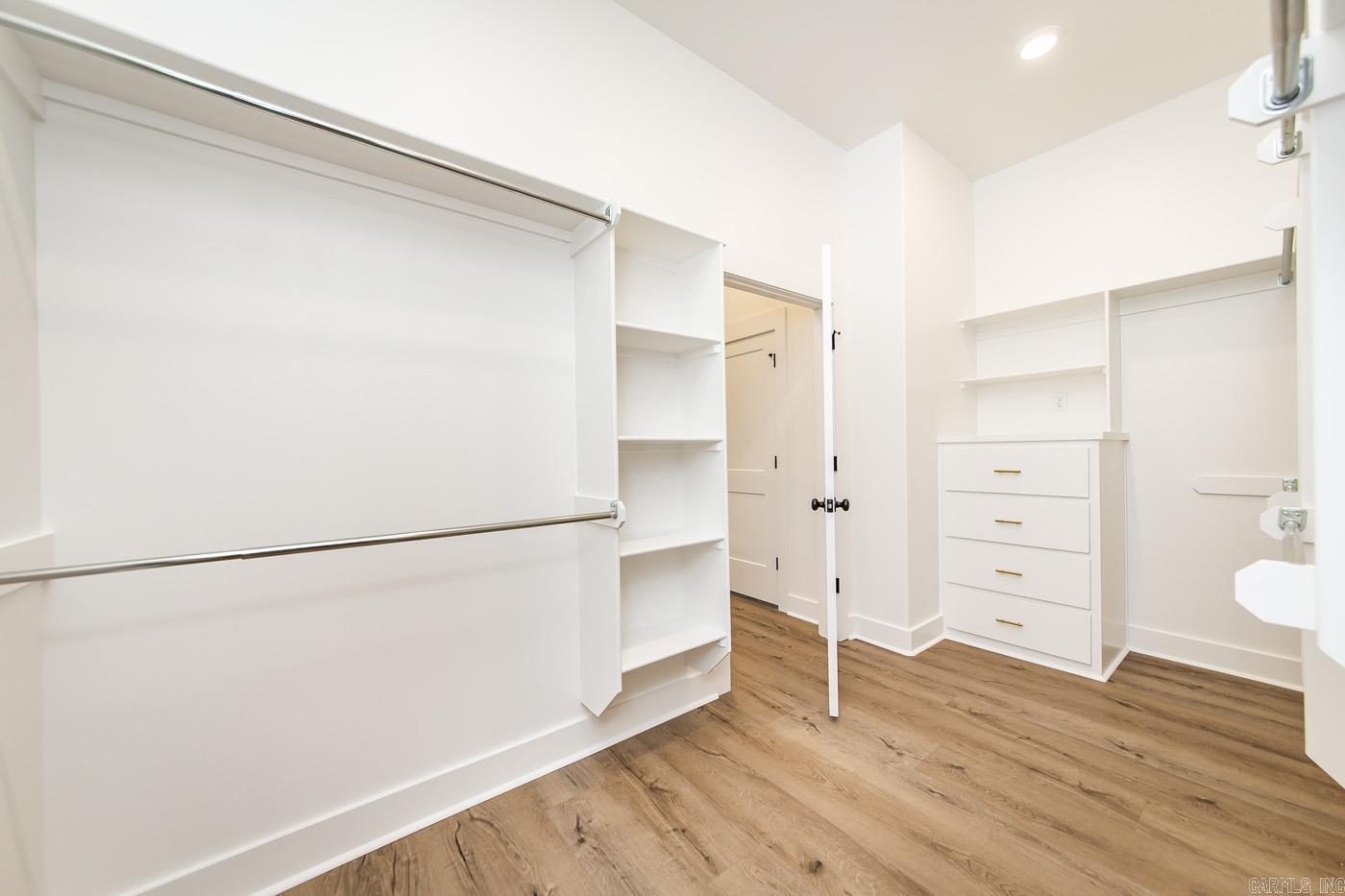 GREYSTONE - Residential