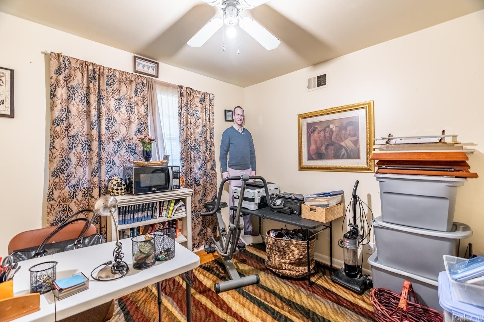 Ellis Acres - Residential Lease