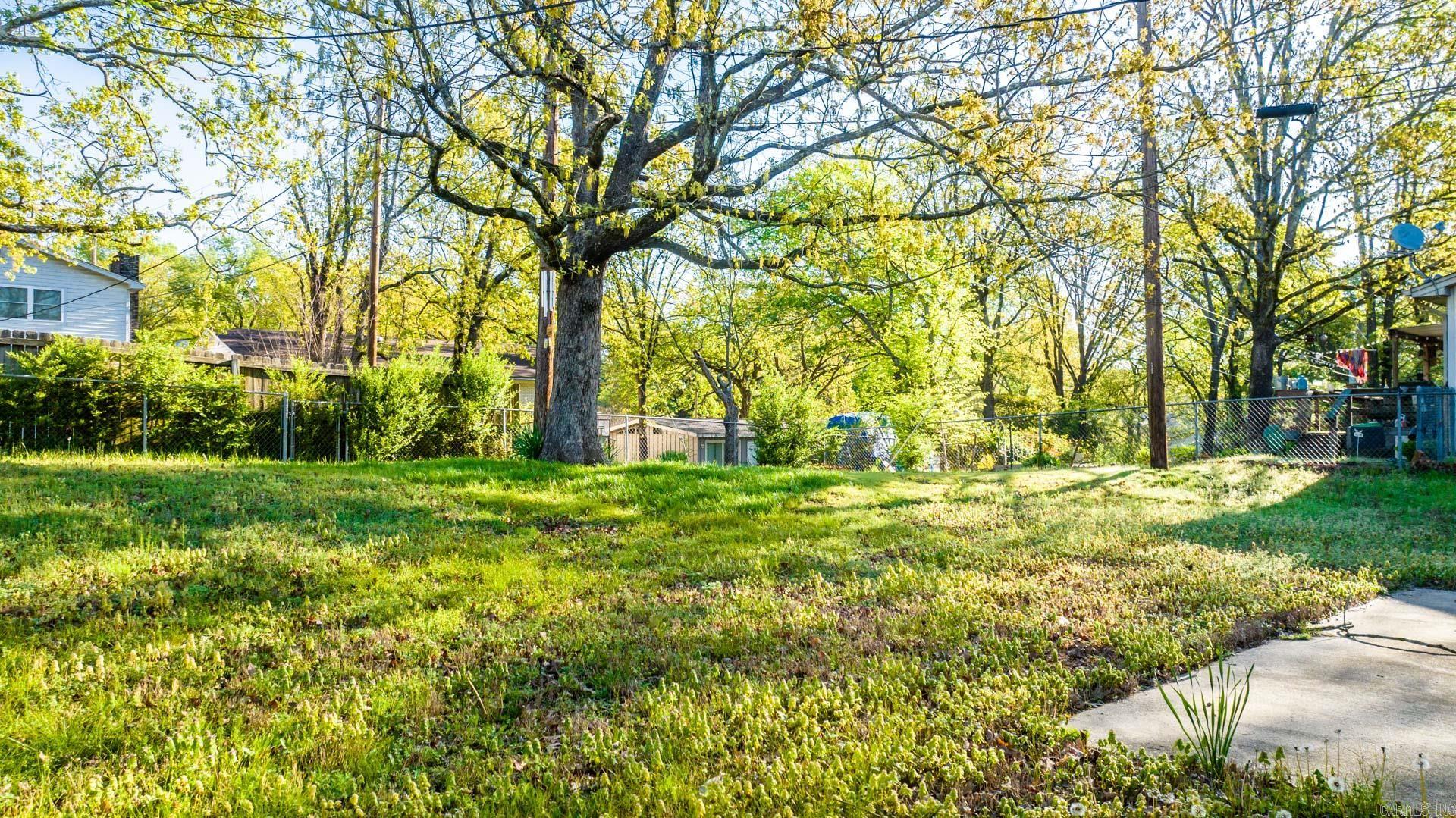 Ellis Acres - Residential Lease