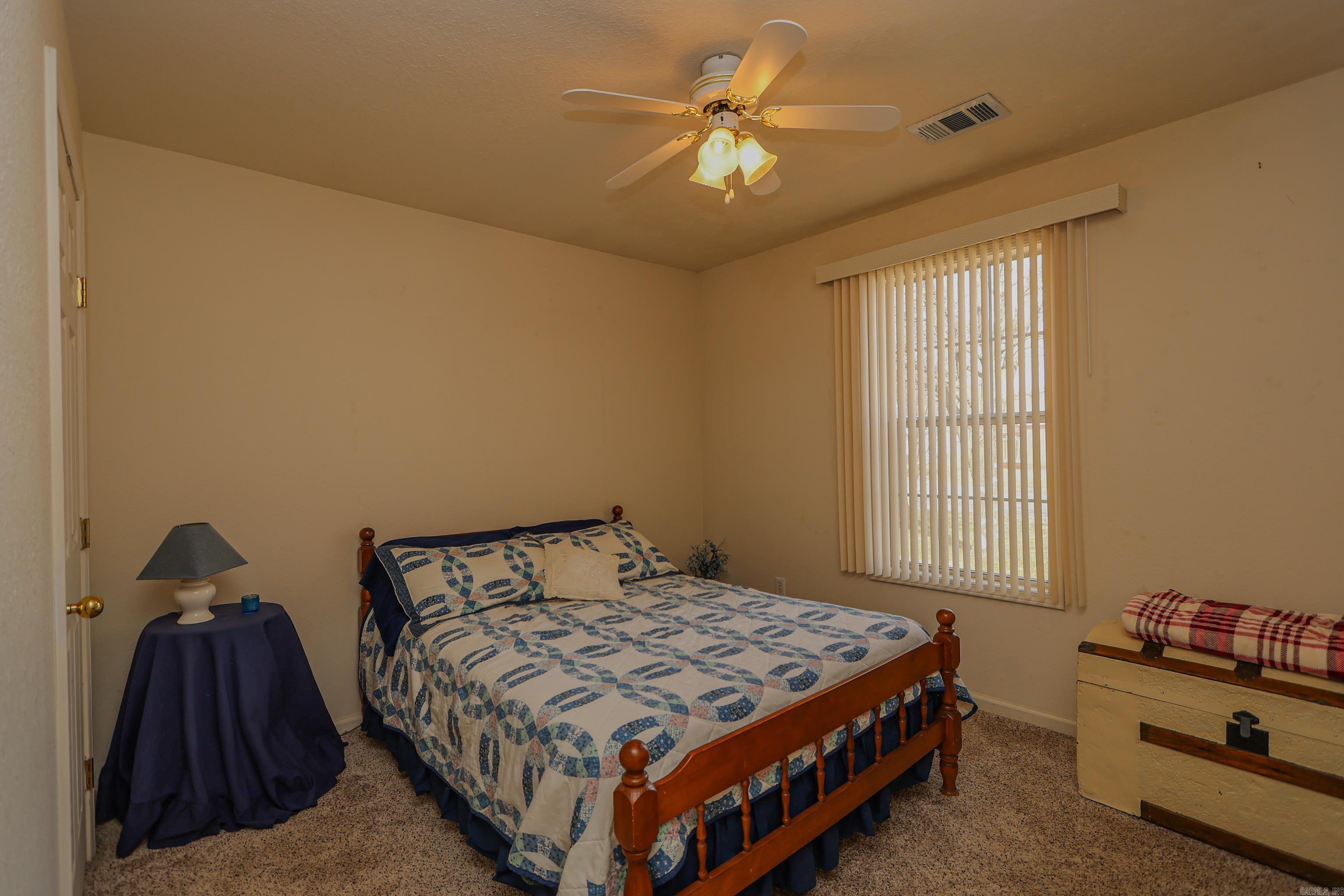 WALNUT CORNER - Residential