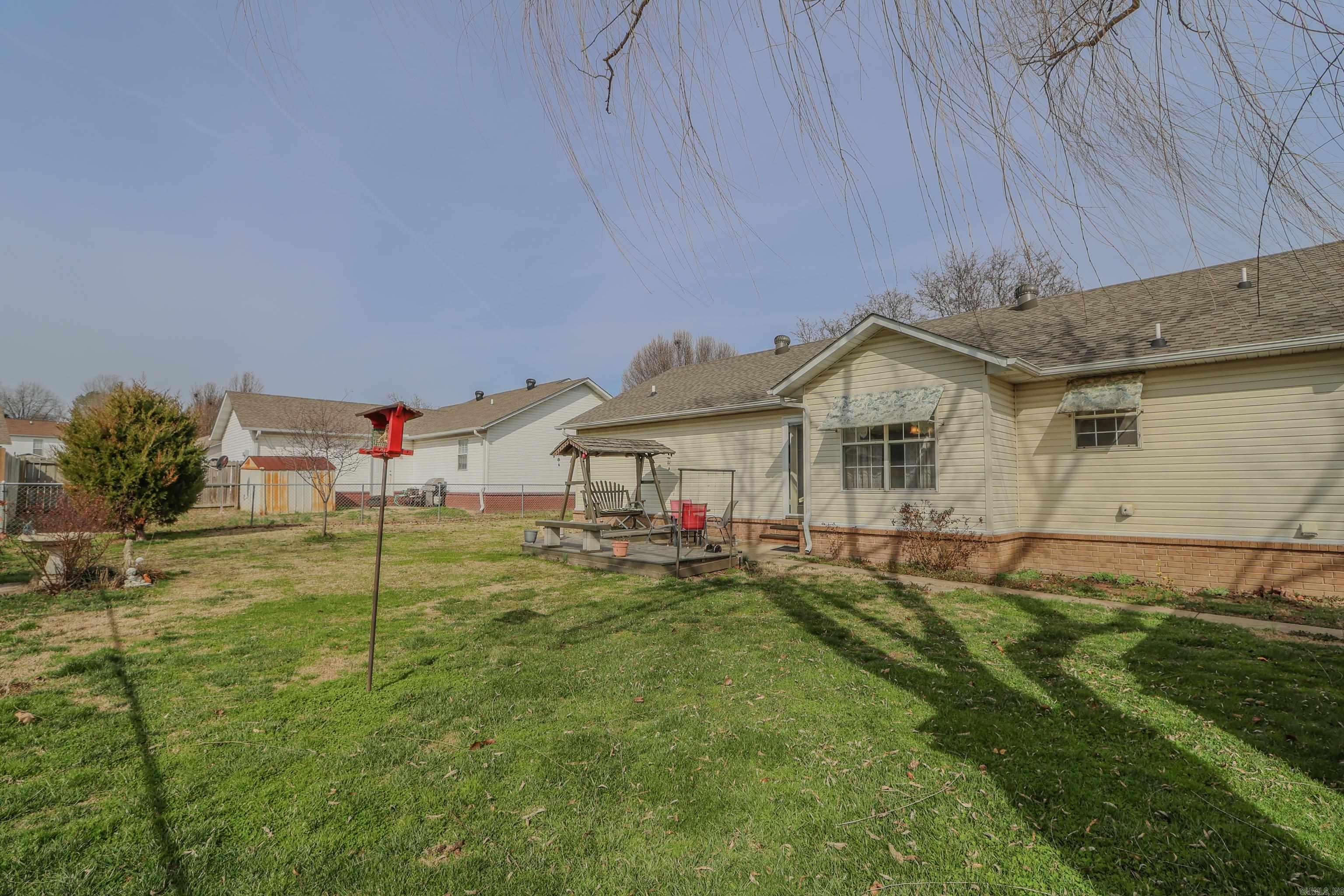 WALNUT CORNER - Residential