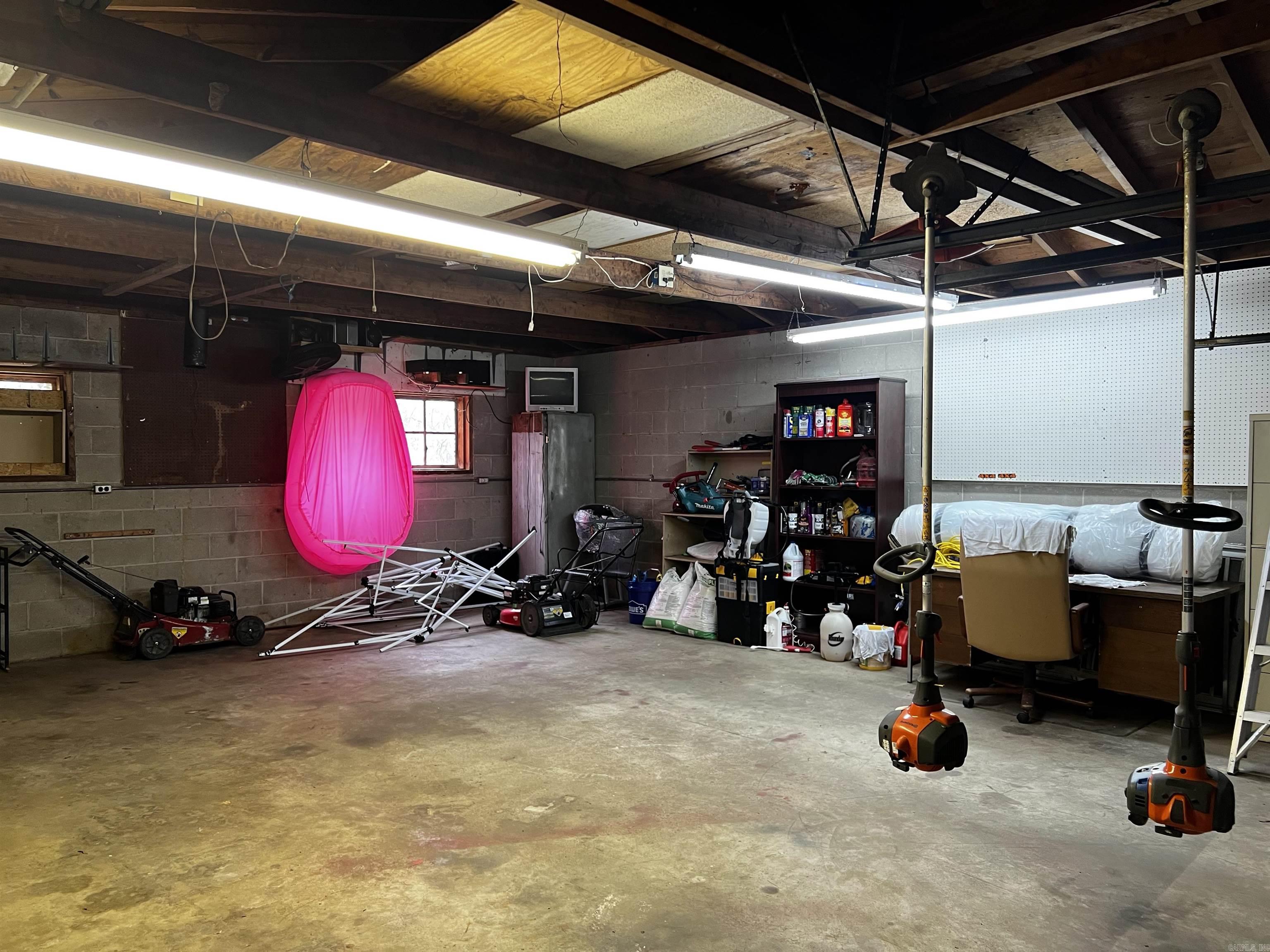 Searcy Outlots - Residential