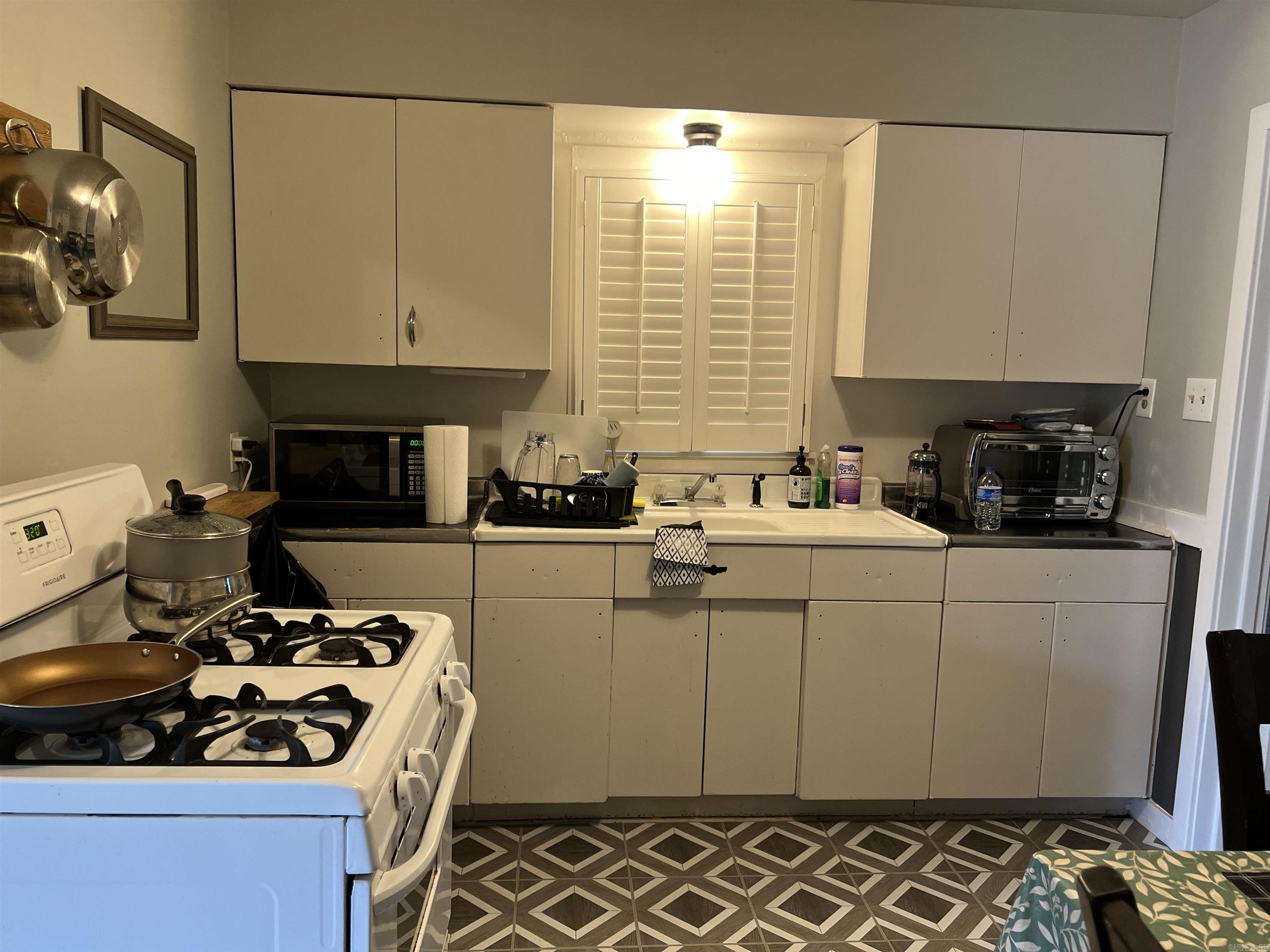 Searcy Outlots - Residential