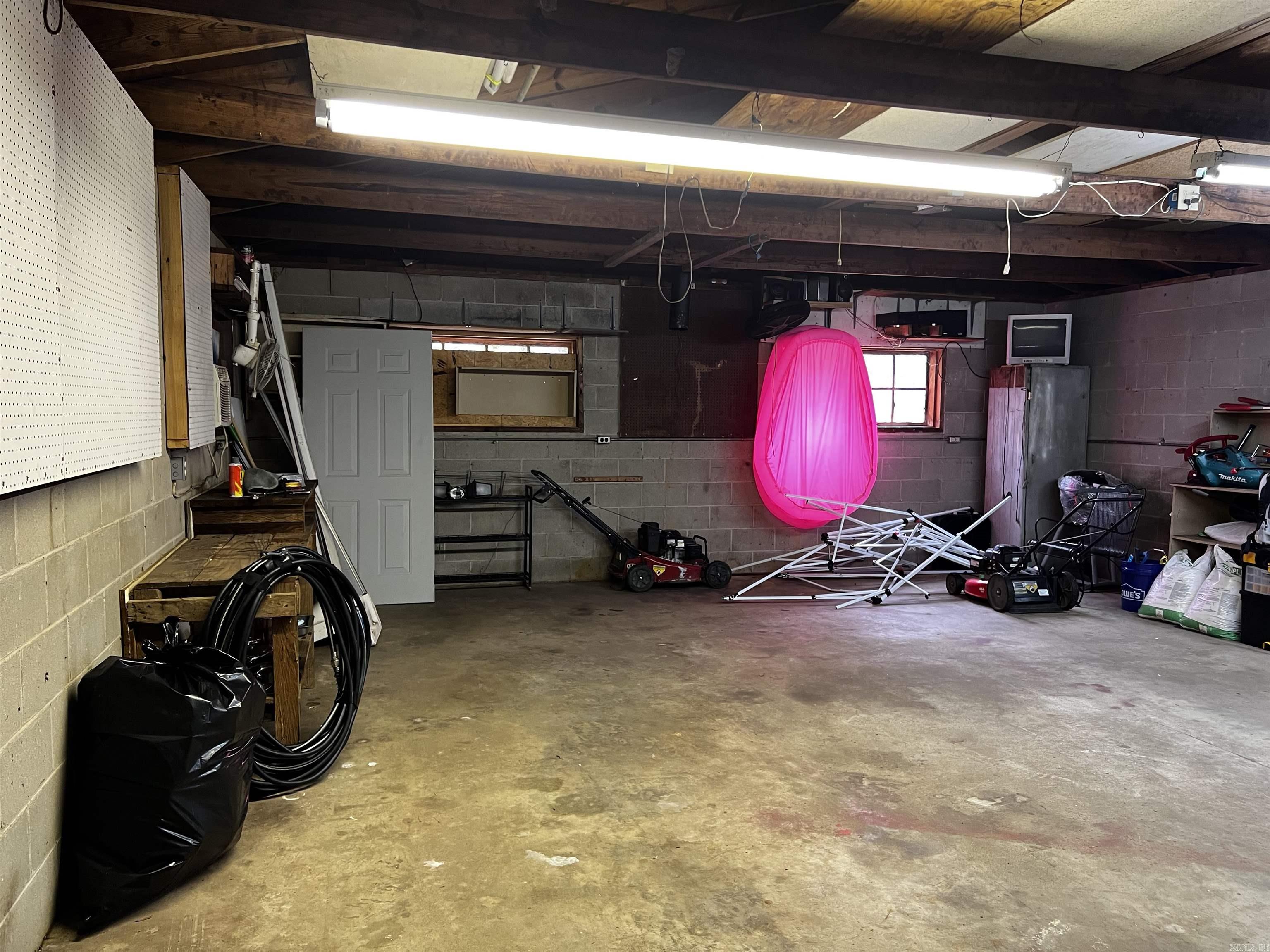 Searcy Outlots - Residential